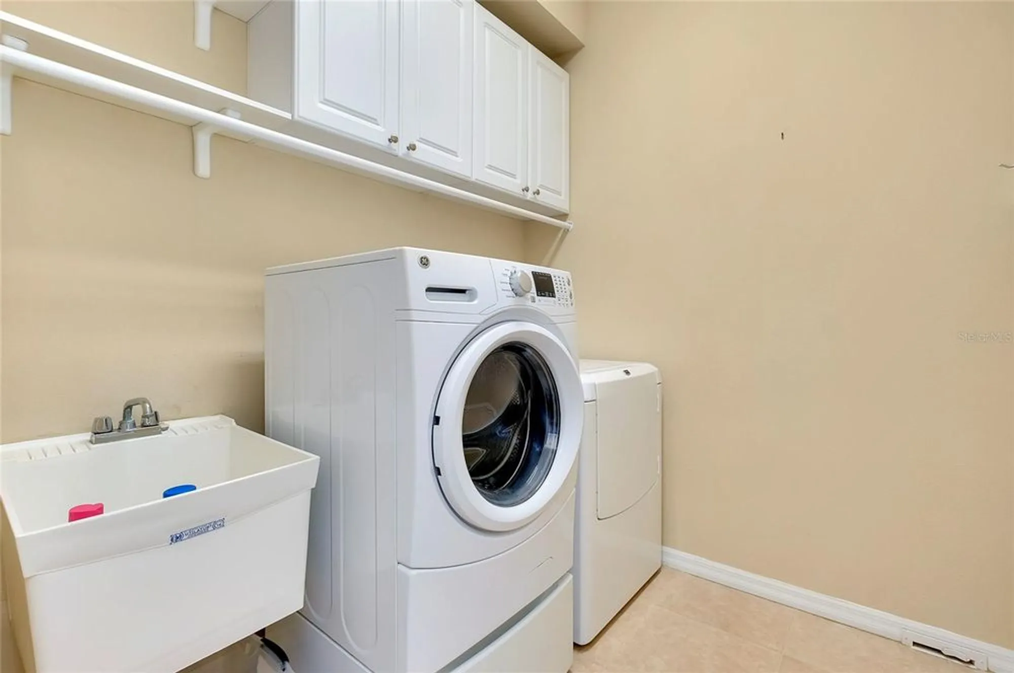 Property Slideshow image 28 of 52 | 1230 creek nine dr, North Port, FL, 34291