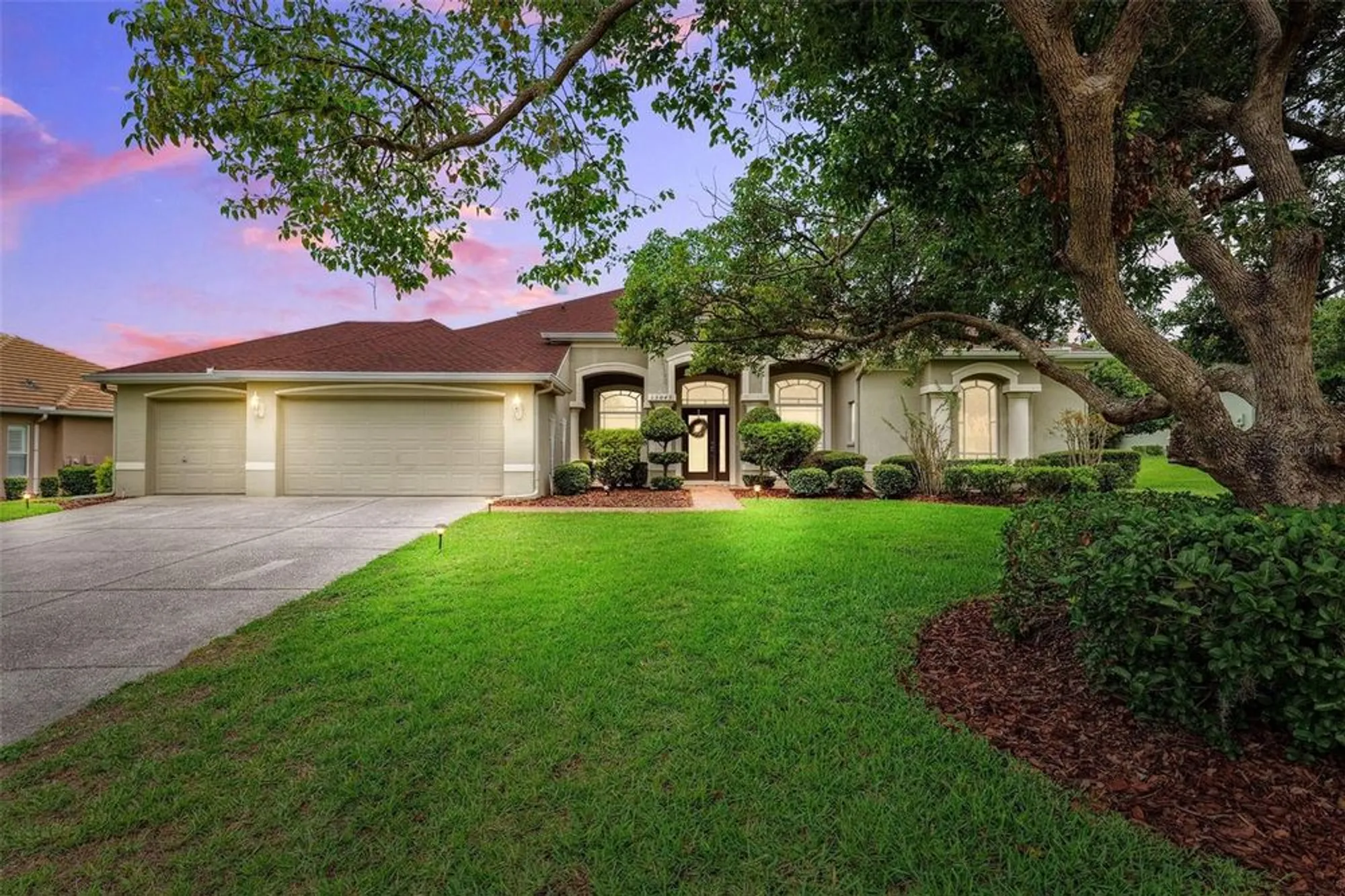 Property Slideshow image 1 of 52 | 13049 thoroughbred dr, Dade City, FL, 33525
