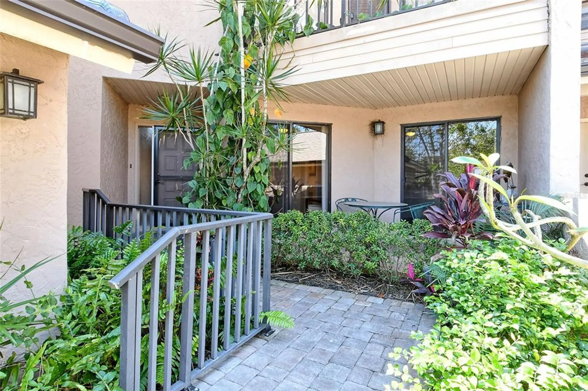 Property Slideshow image 4 of 87 | 5230 landings blvd 101, Sarasota, FL, 34231