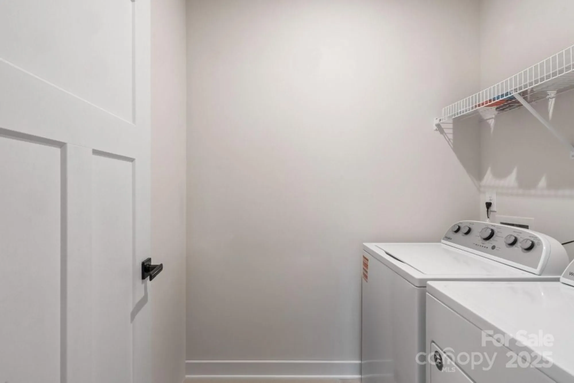 Property Slideshow image 21 of 47 | 5066 summer surprise ln, Charlotte, NC, 28215