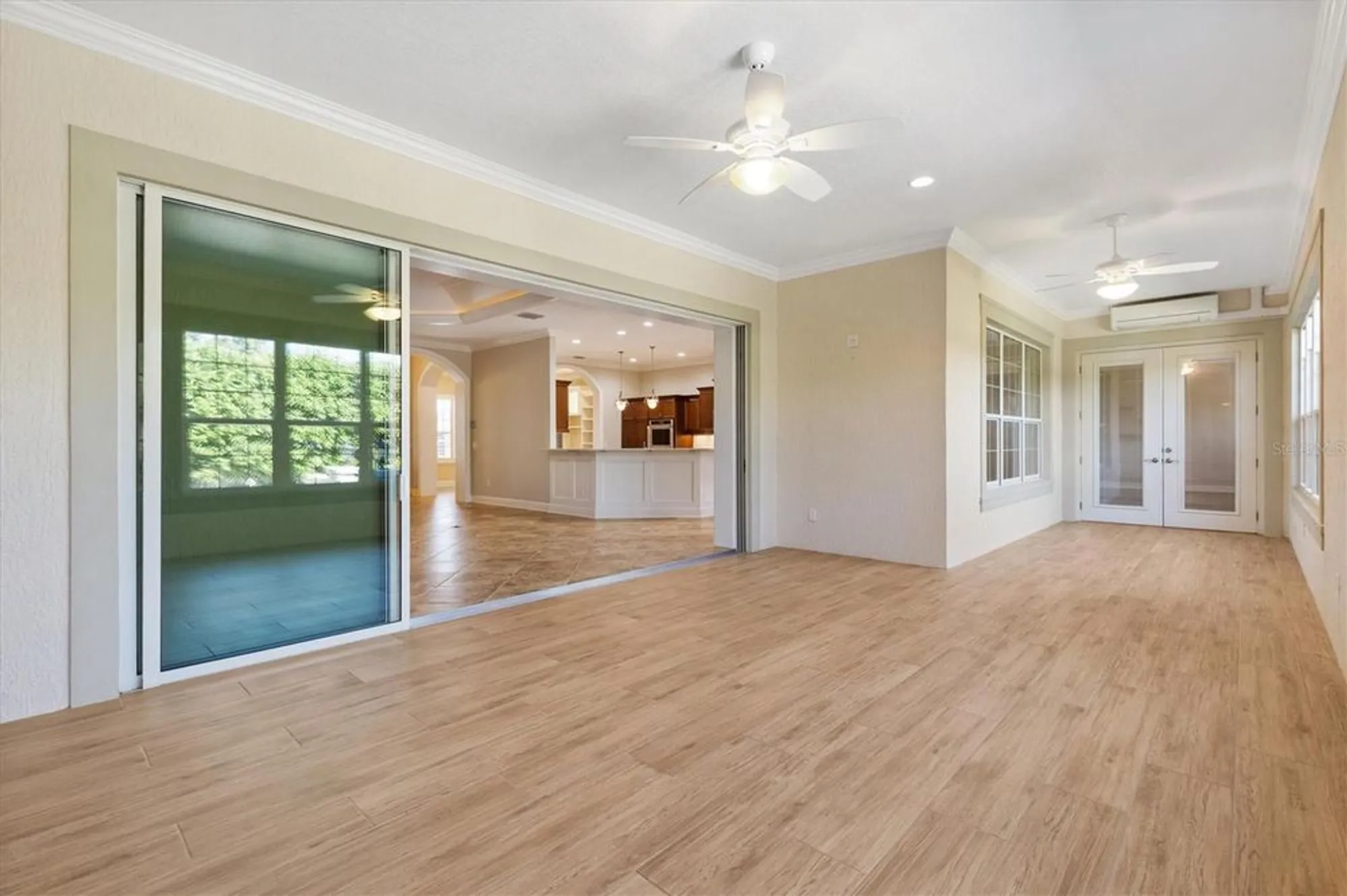 Property Slideshow image 29 of 66 | 981 iron oak way, The Villages, FL, 32163