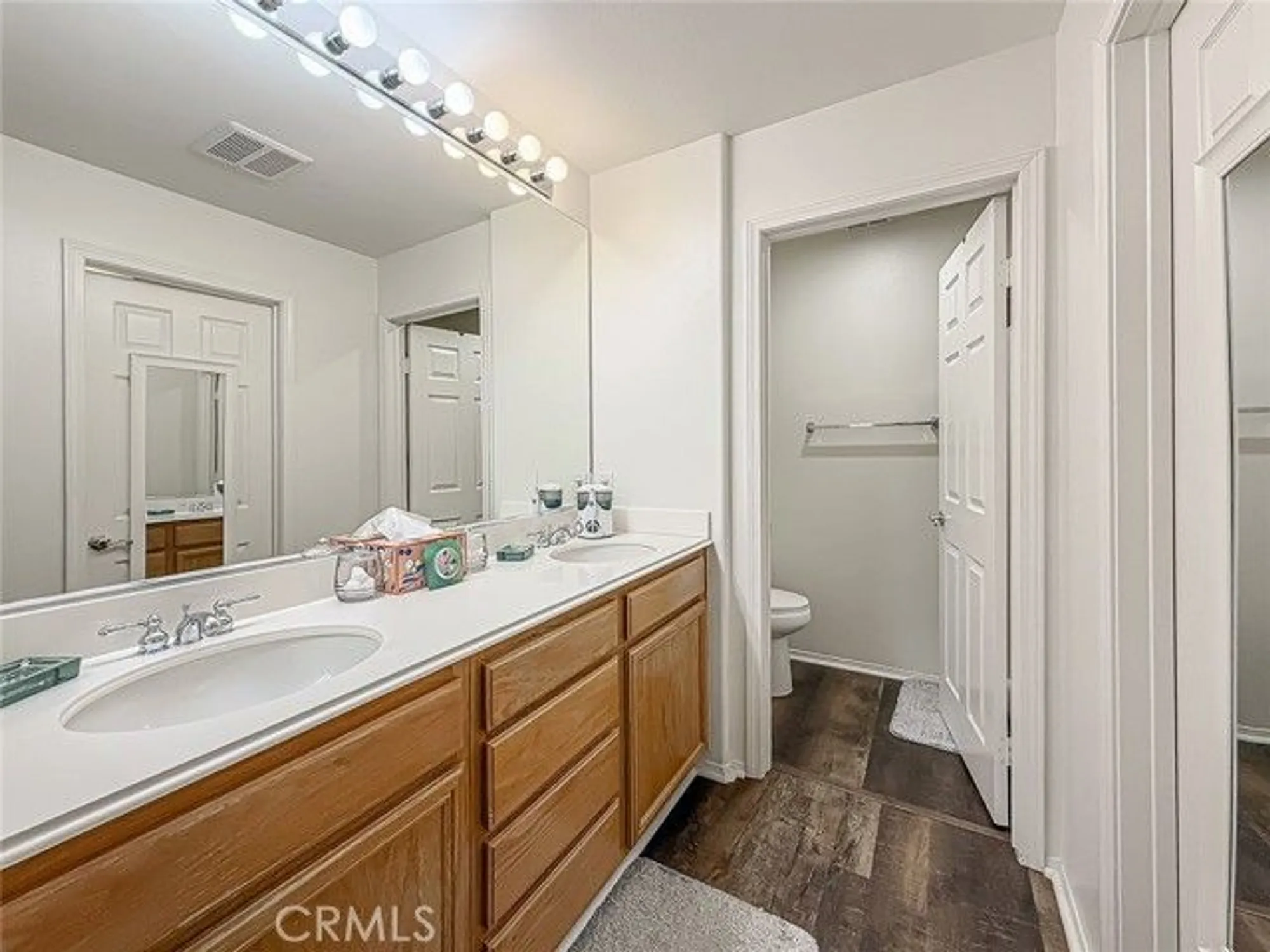 Property Slideshow image 26 of 47 | 2037 freesia ave, Simi Valley, CA, 93063