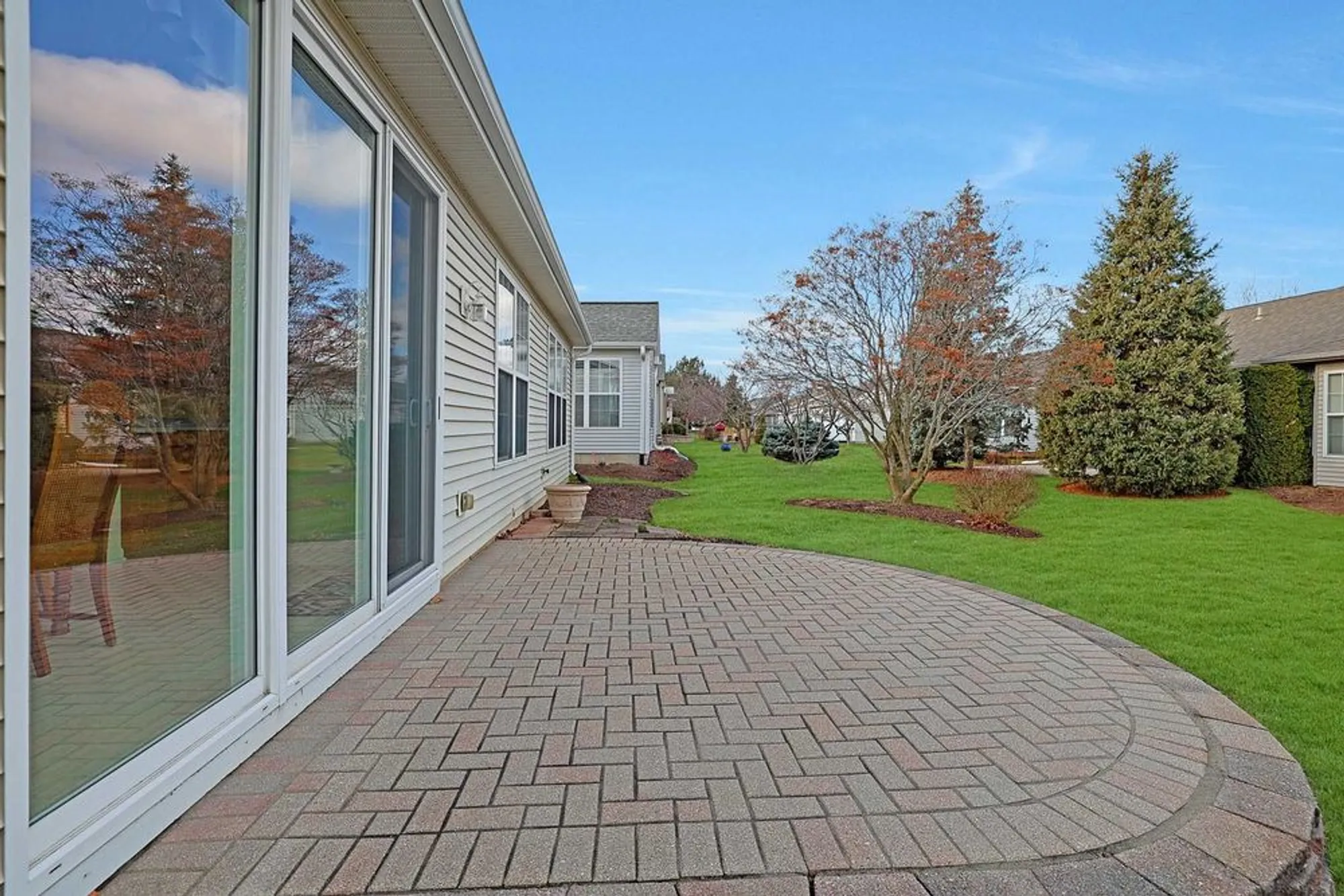 Property Slideshow image 5 of 6 | 13440 crestview dr, Huntley, IL, 60142