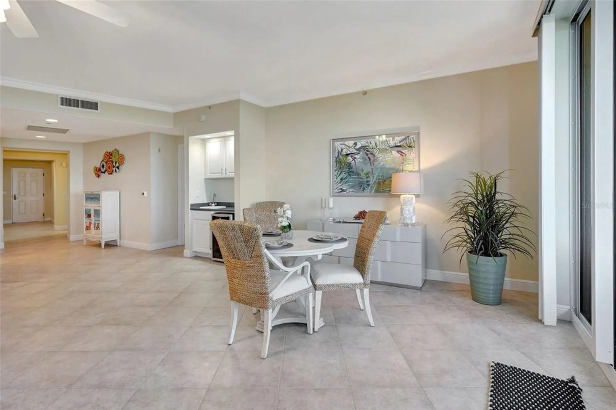 Property Slideshow image 15 of 71 | 3321 sunset key cir 204, Punta Gorda, FL, 33955