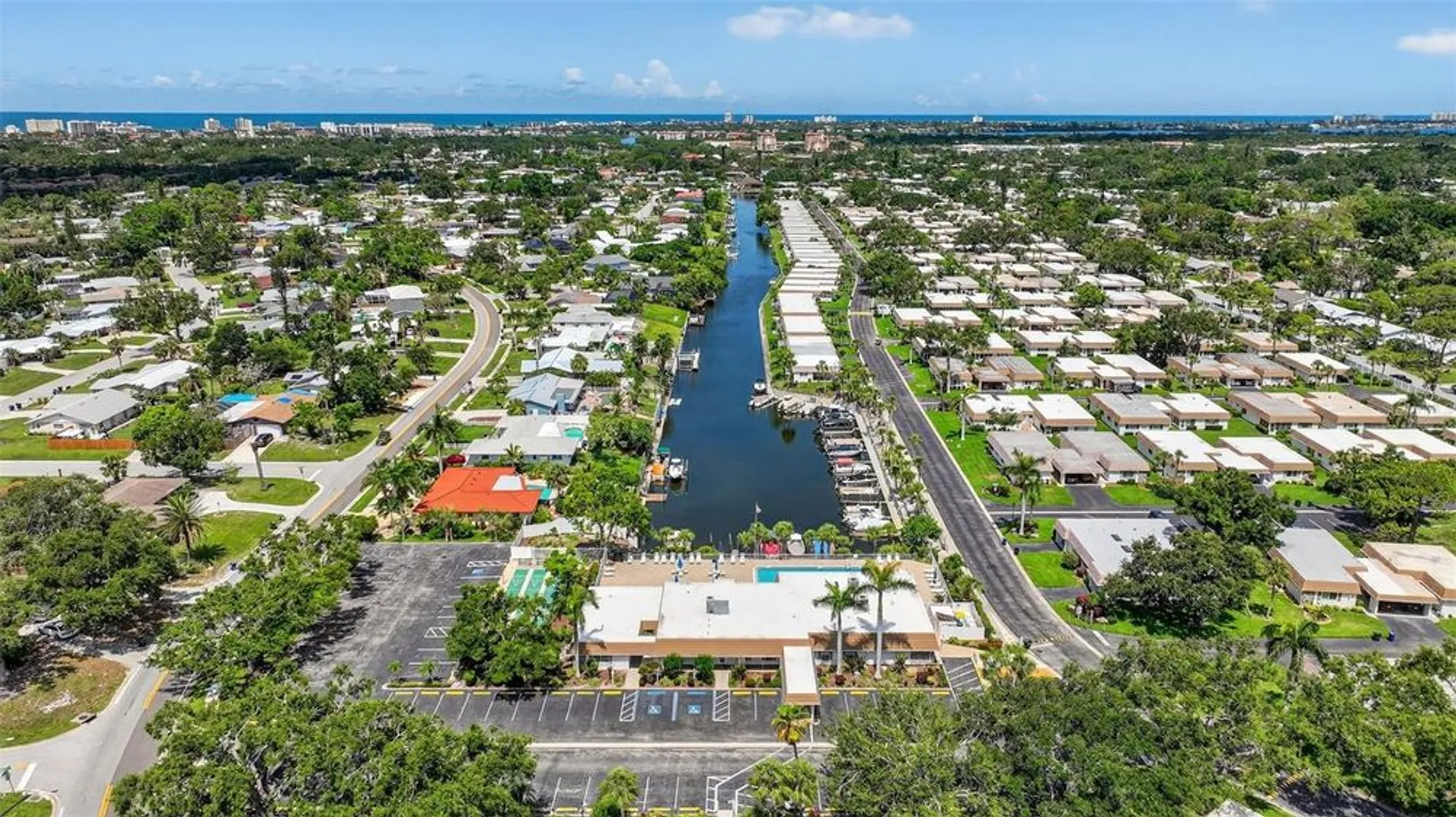 Property Slideshow image 30 of 34 | 2733 riverbluff pl v57, Sarasota, FL, 34231