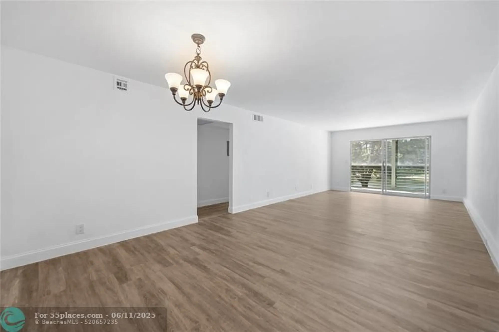 Property Slideshow image 10 of 26 | 2202 lucaya bnd j2, Coconut Creek, FL, 33066