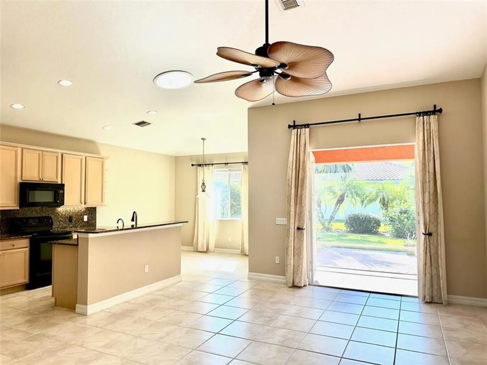 Property Slideshow image 18 of 43 | 6201 thames pl, Vero Beach, FL, 32966