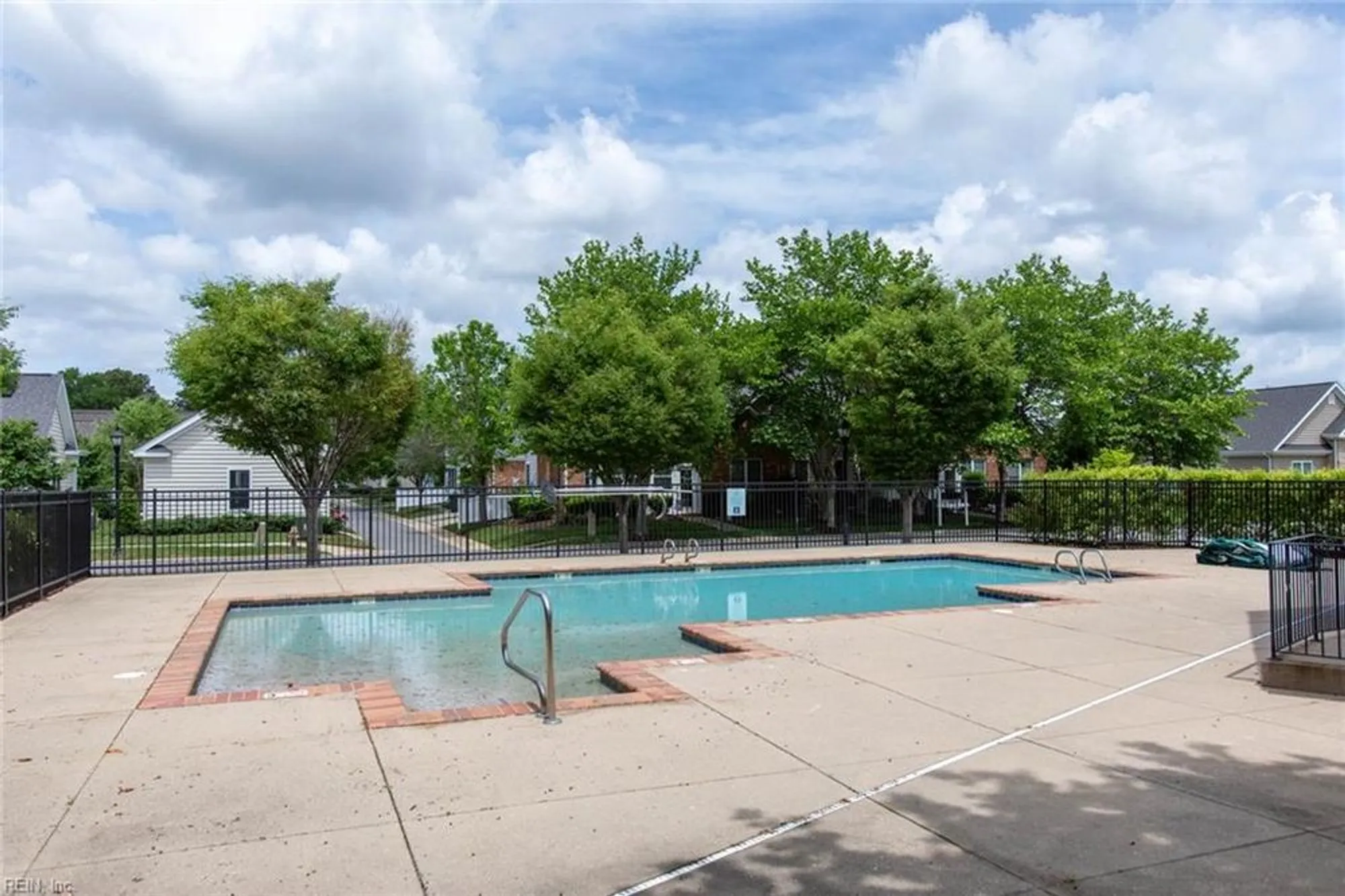 Property Slideshow image 47 of 50 | 200 durham st, Smithfield, VA, 23430