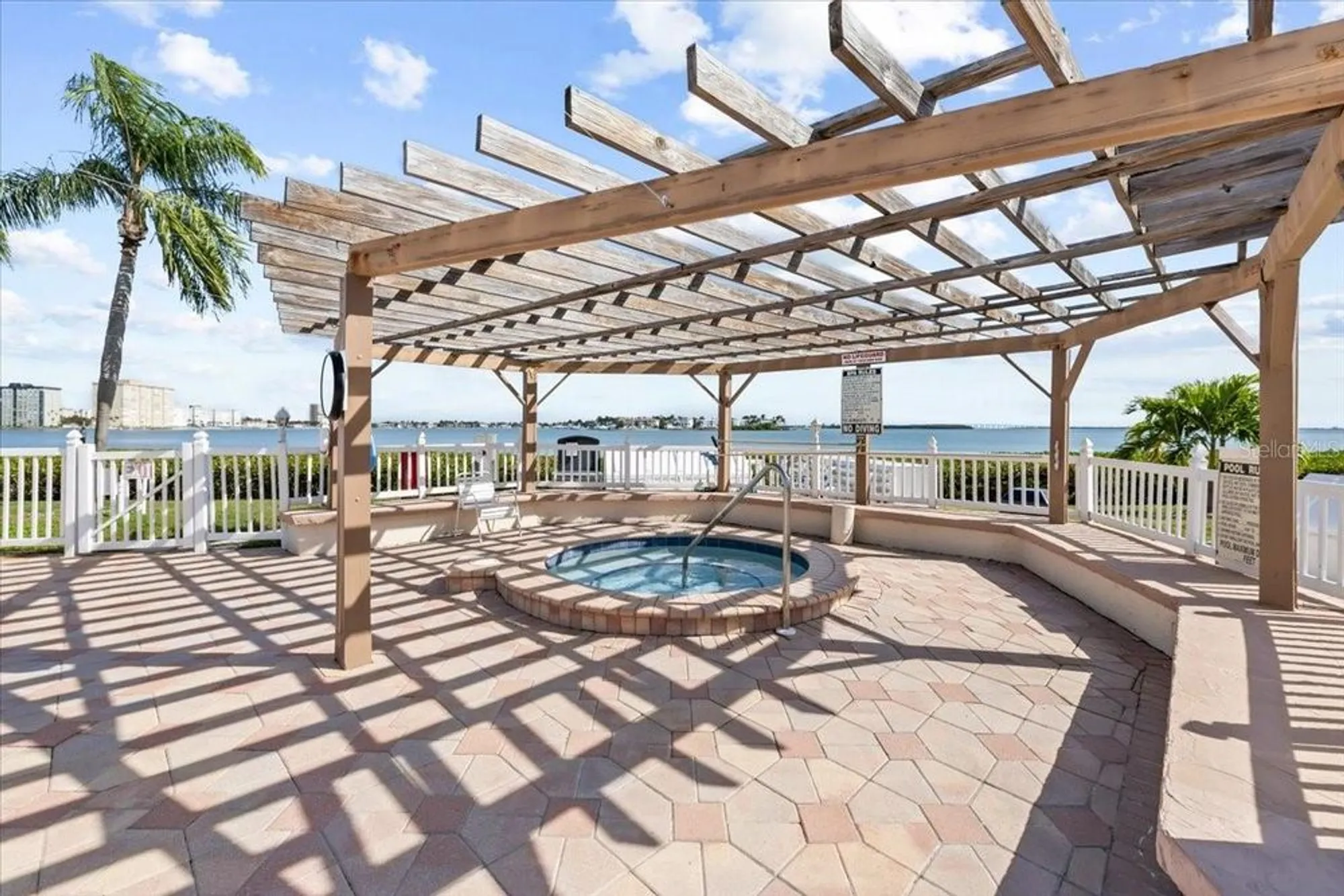 Property Slideshow image 33 of 38 | 6268 palma del mar blvd s apt 107, Saint Petersburg, FL, 33715