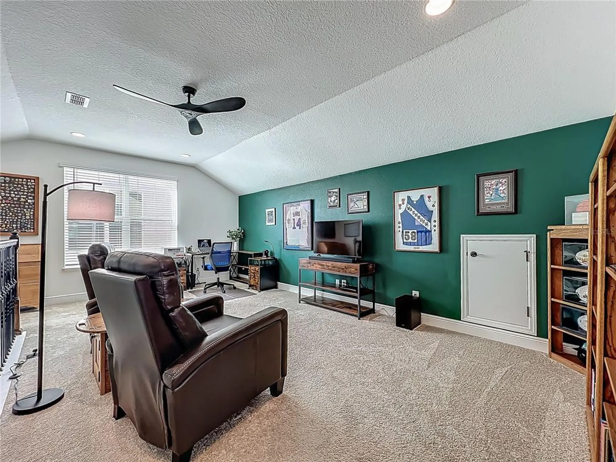 Property Slideshow image 40 of 66 | 7748 four seasons blvd, Kissimmee, FL, 34747