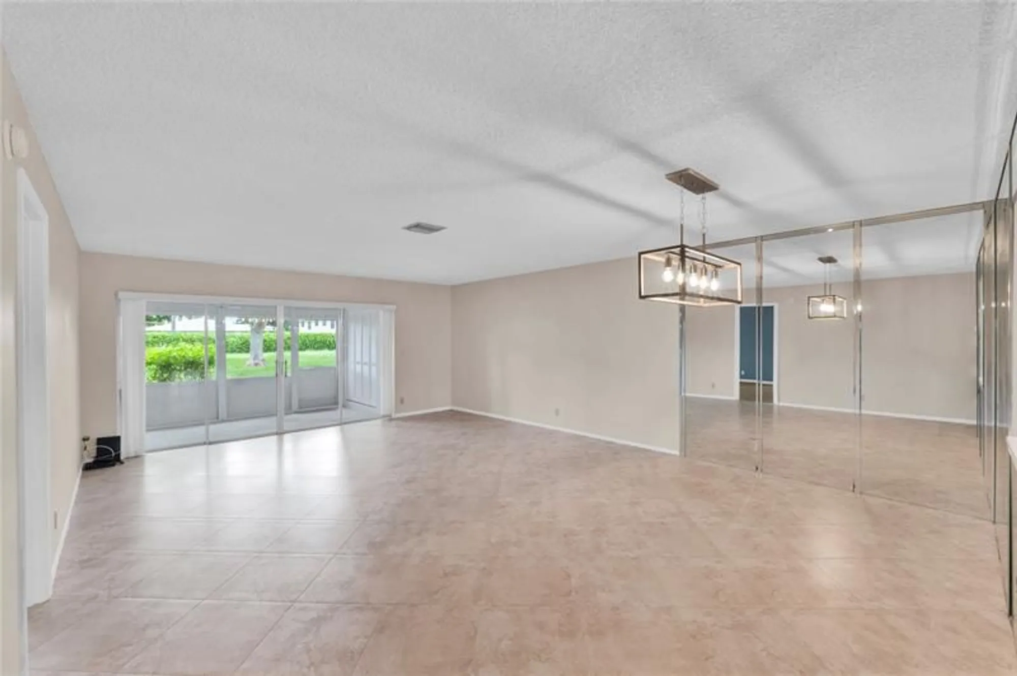 Property Slideshow image 3 of 47 | 5432 privet pl a, Delray Beach, FL, 33484