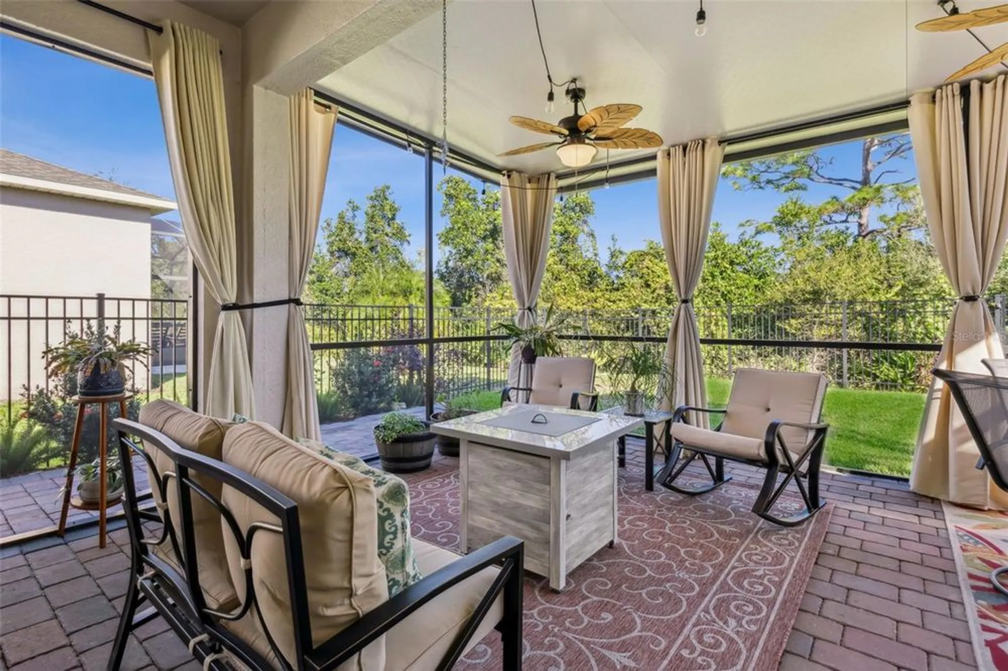 Property Slideshow image 31 of 35 | 17418 blazing star cir, Clermont, FL, 34714