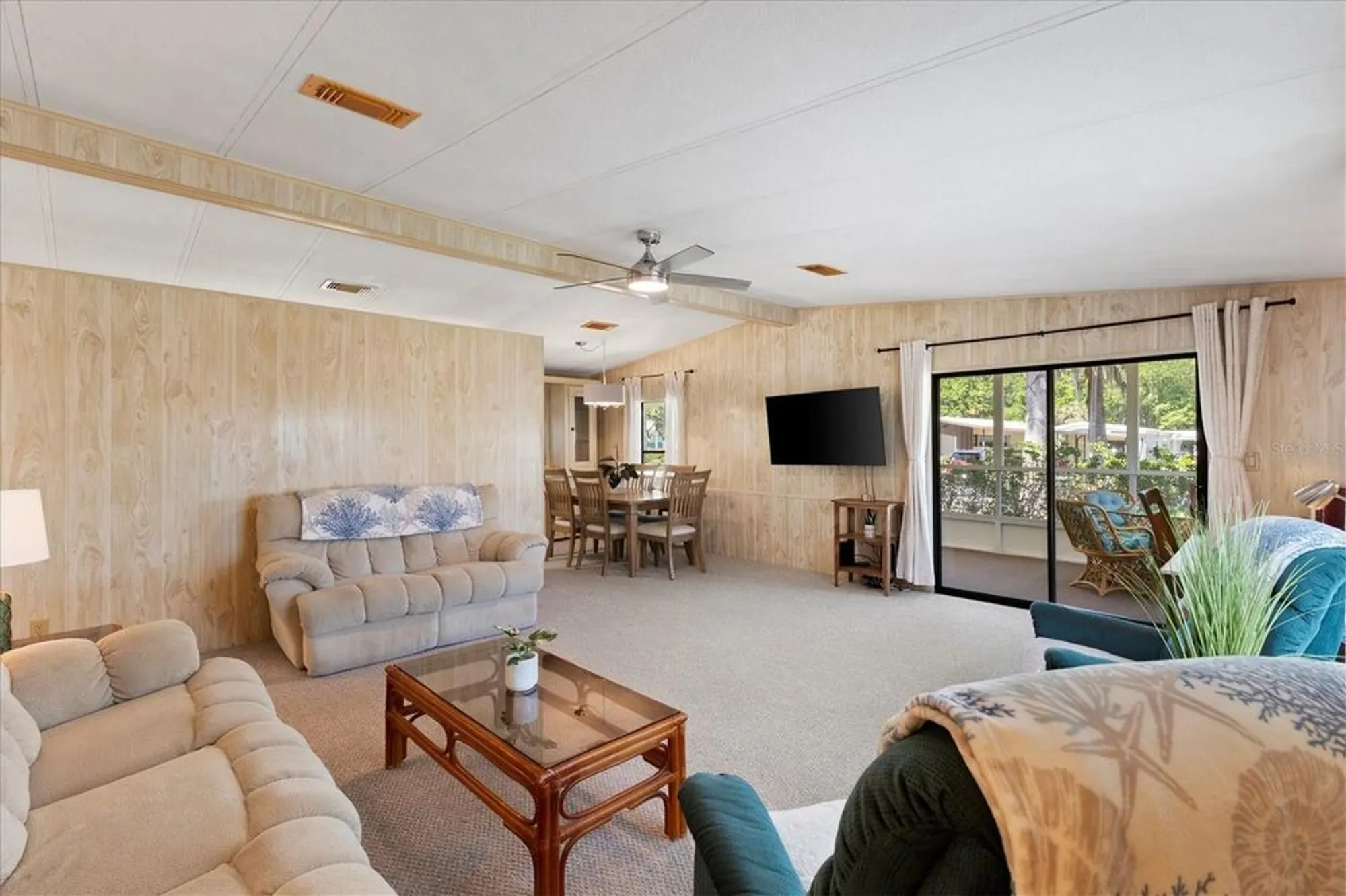 Property Slideshow image 11 of 30 | 104 winterberry ave, Wildwood, FL, 34785