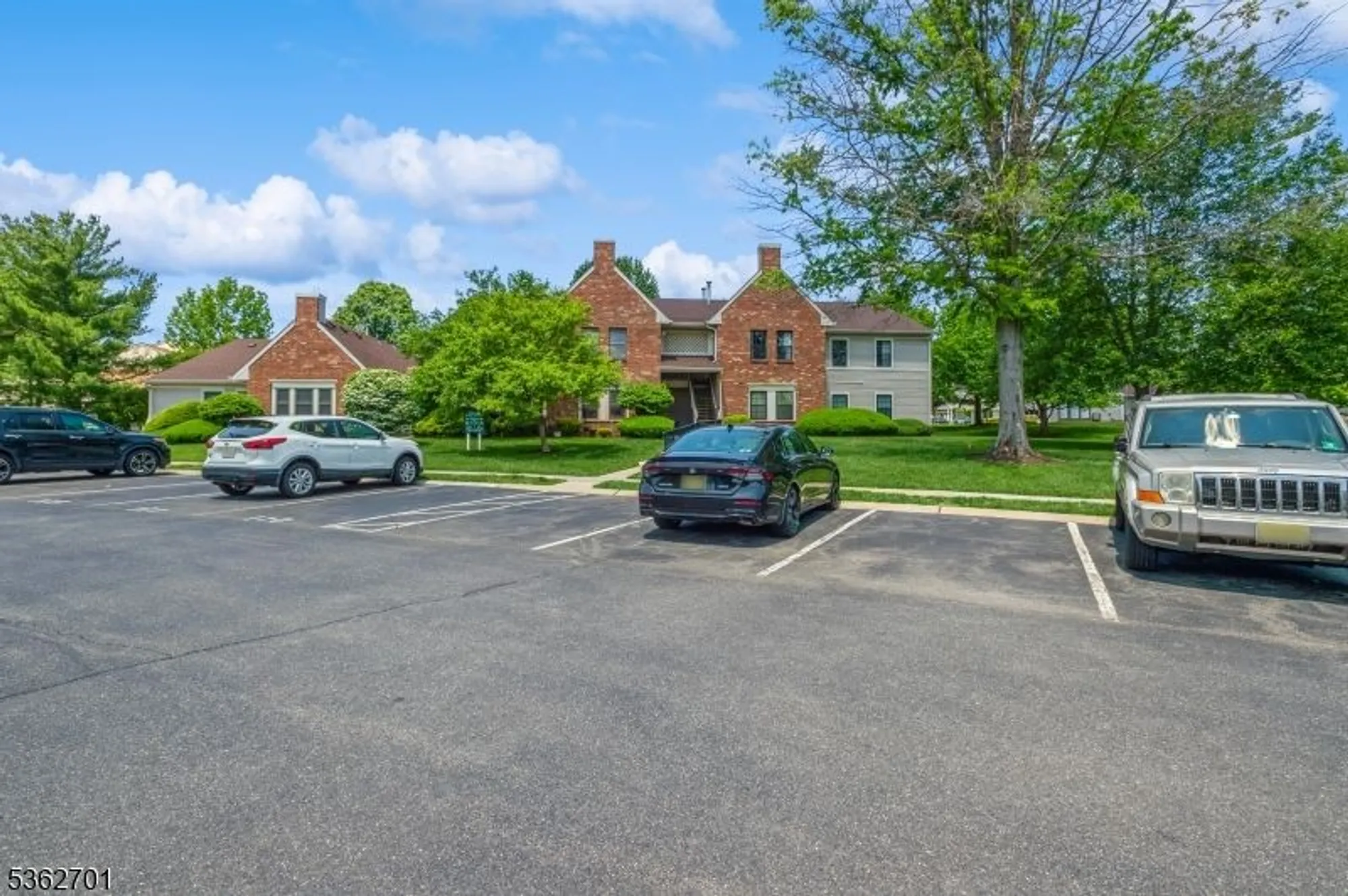 Property Slideshow image 19 of 21 | 114 griggs pl fl, East Brunswick, NJ, 08816