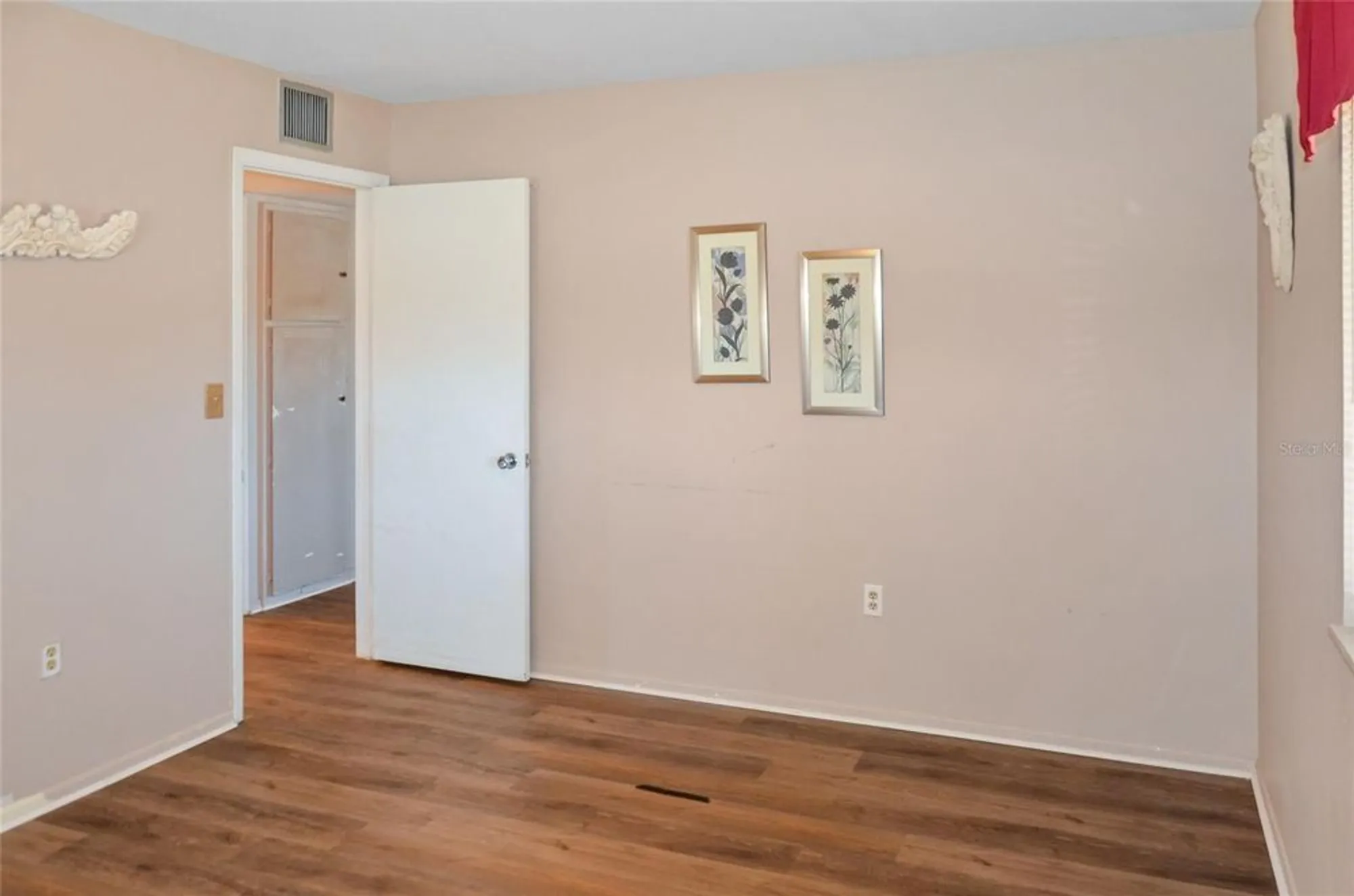 Property Slideshow image 14 of 24 | 1515 arrowhead dr, Sun City Center, FL, 33573