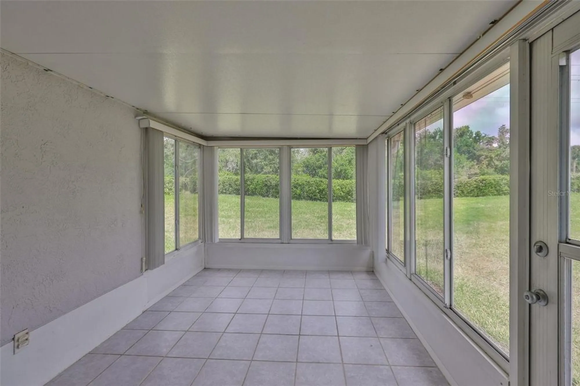 Property Slideshow image 24 of 59 | 920 villeroy greens dr, Sun City Center, FL, 33573