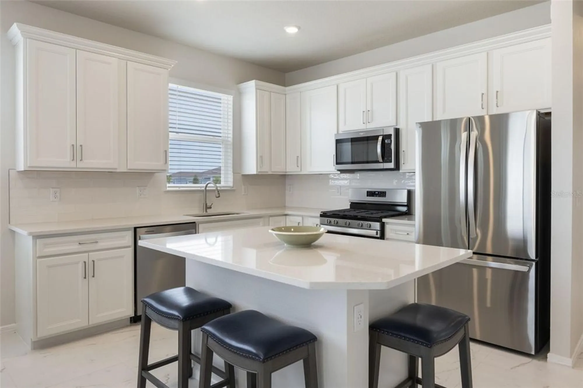 Property Slideshow image 13 of 40 | 13562 pearl beach st, Winter Garden, FL, 34787