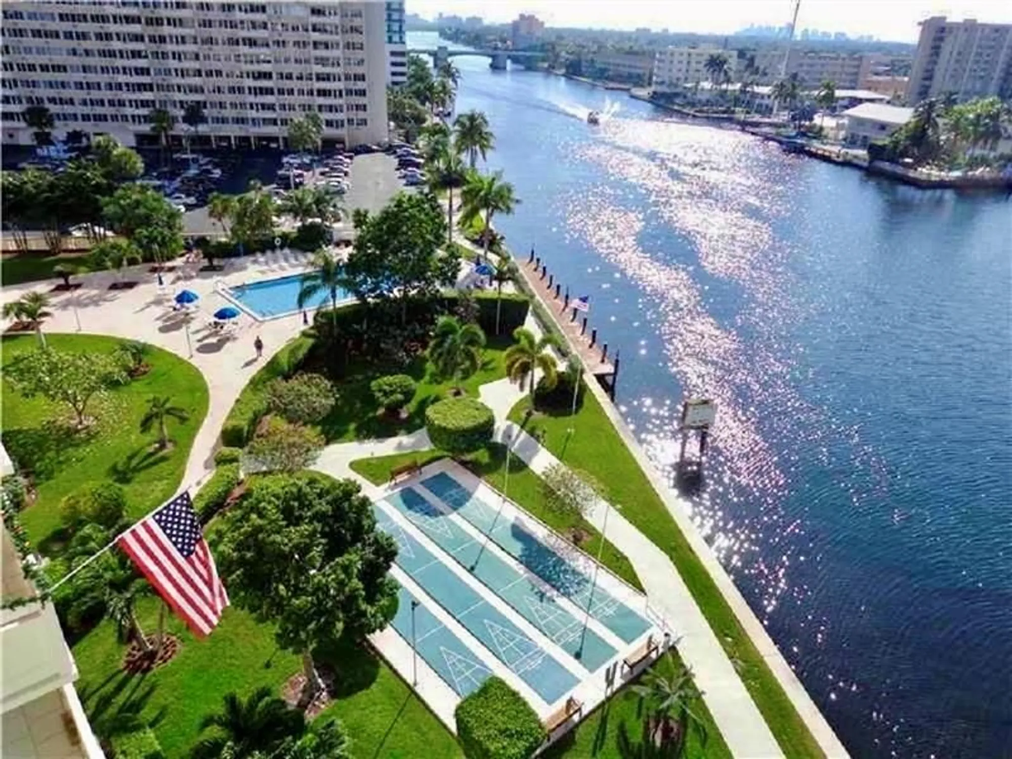 Property Slideshow image 16 of 28 | 3200 ne 36th st 512a, Fort Lauderdale, FL, 33308