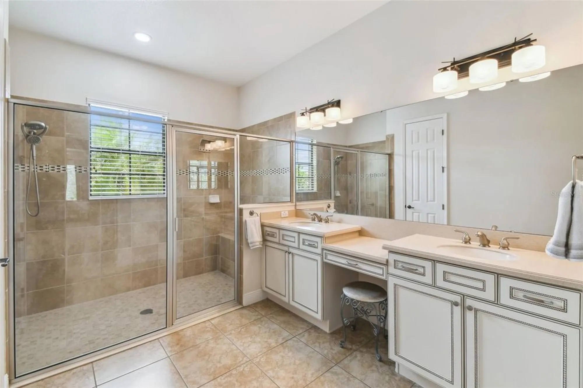 Property Slideshow image 23 of 61 | 429 villa park rd, Kissimmee, FL, 34759