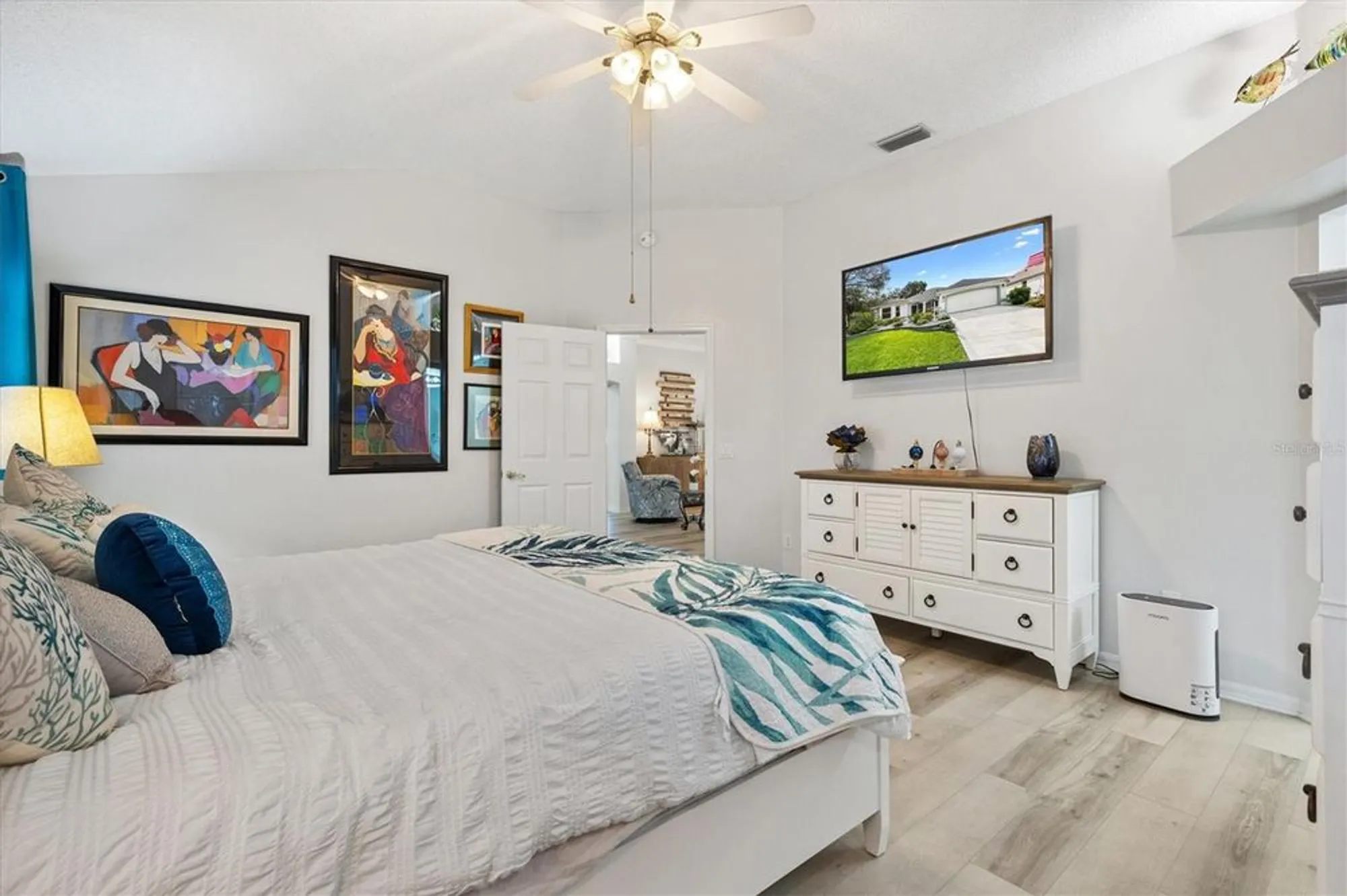 Property Slideshow image 19 of 45 | 515 loma paseo dr, Lady Lake, FL, 32159