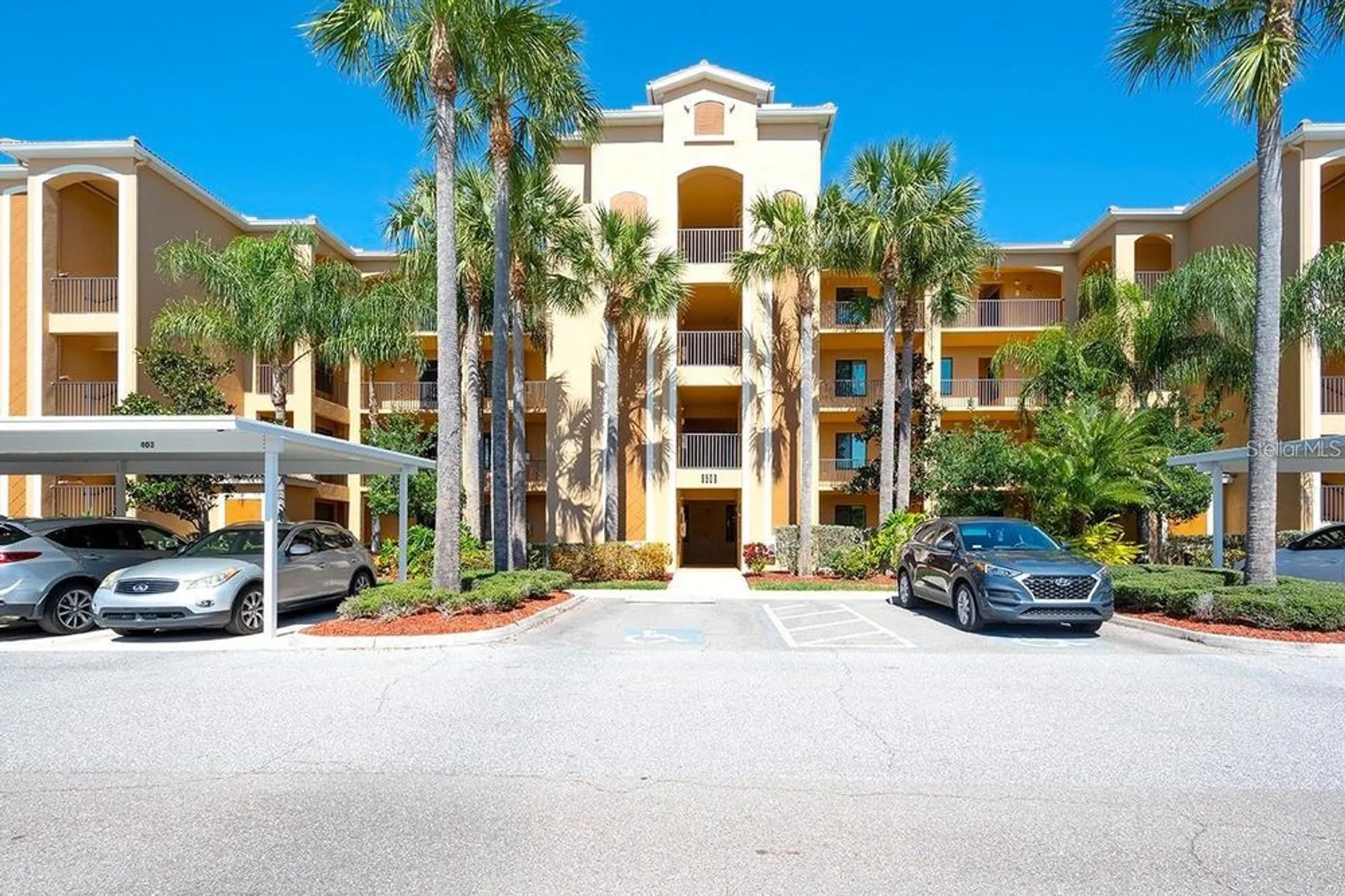 Property Slideshow image 2 of 40 | 6509 grand estuary trl 201, Bradenton, FL, 34212