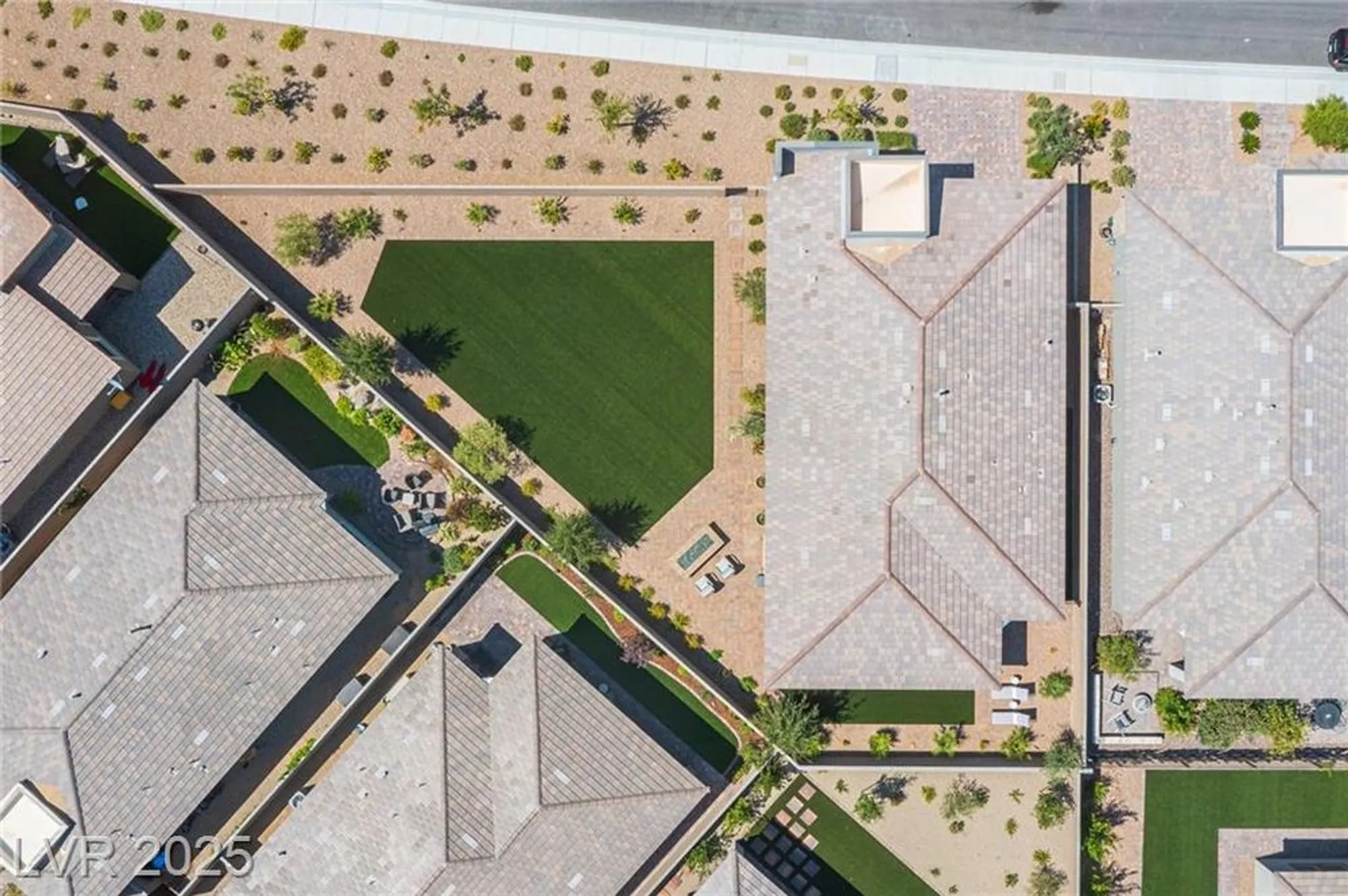 Property Slideshow image 52 of 92 | 936 mayfield manor ln, Las Vegas, NV, 89138