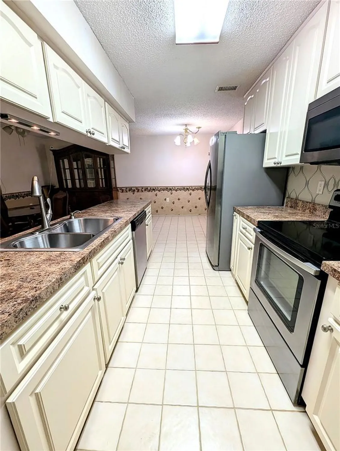 Property Slideshow image 7 of 30 | 8040 pasadena dr, Port Richey, FL, 34668