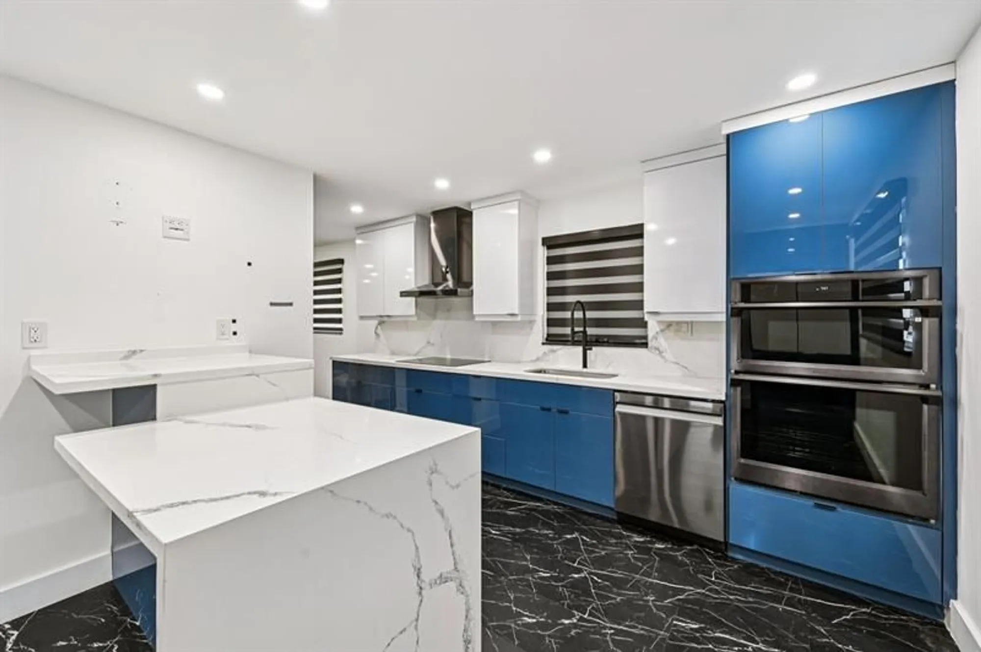 Property Slideshow image 8 of 44 | 1601 abaco dr m1, Coconut Creek, FL, 33066