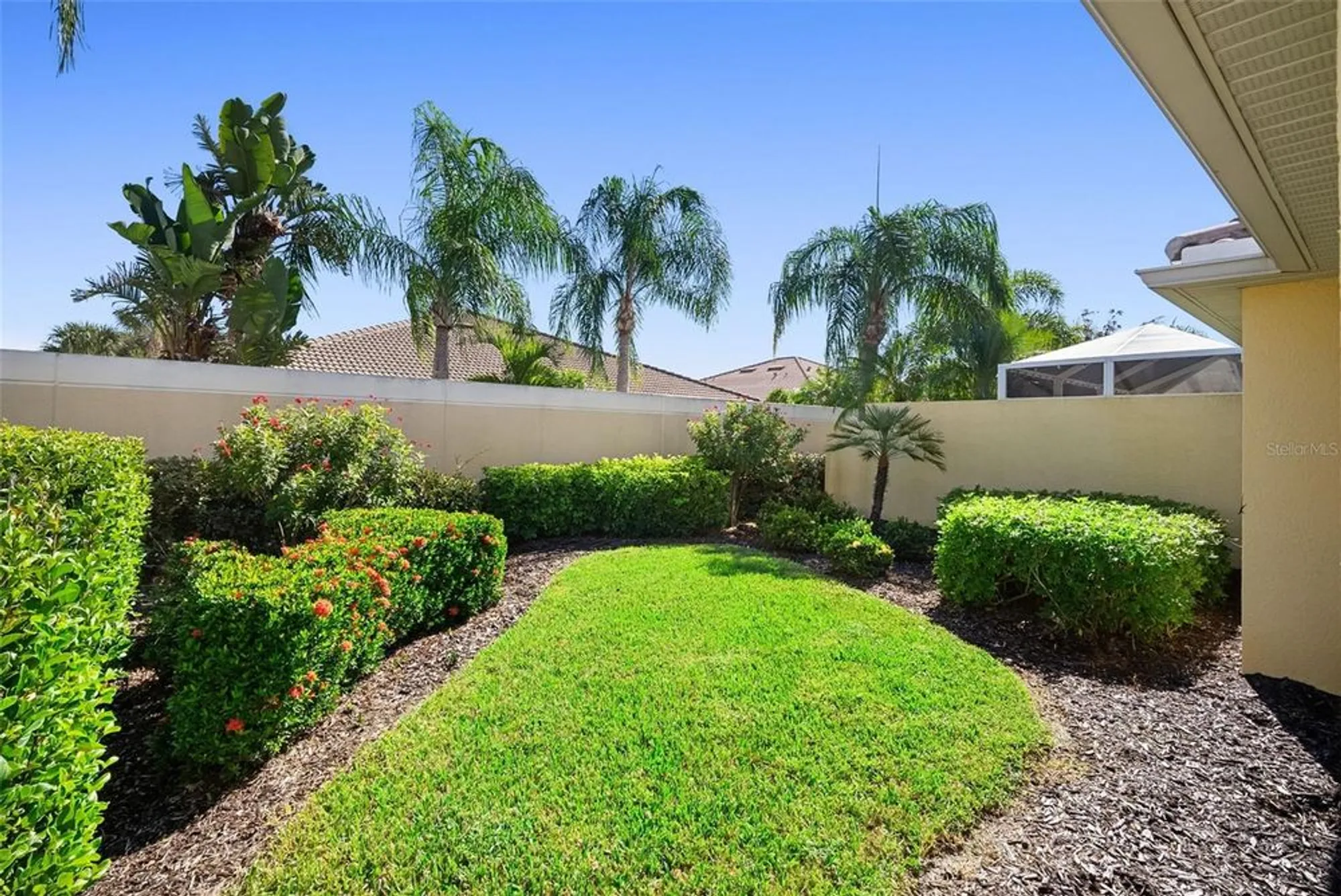 Property Slideshow image 14 of 30 | 11624 garessio ln, Sarasota, FL, 34238