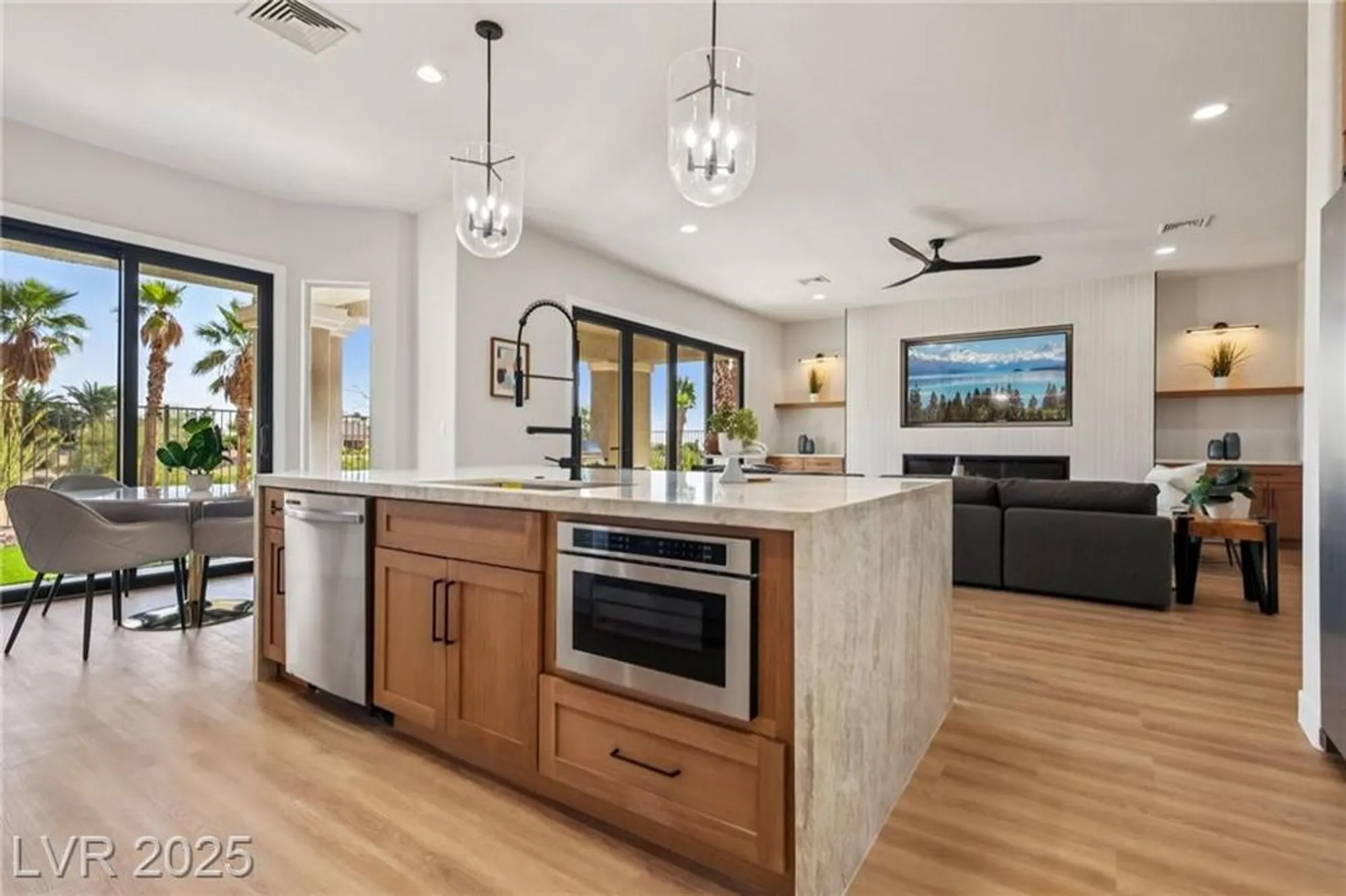 Property Slideshow image 25 of 96 | 10480 premia pl, Las Vegas, NV, 89135