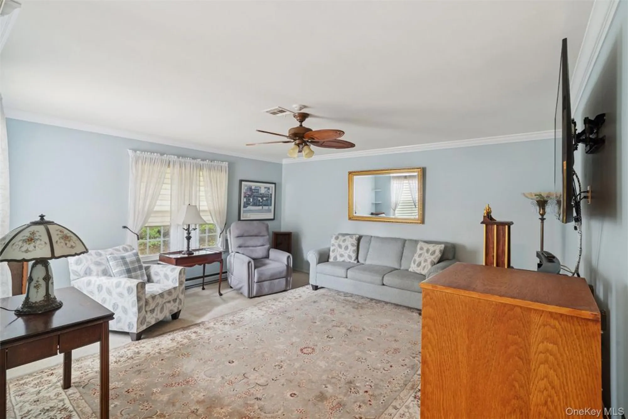 Property Slideshow image 13 of 34 | 474 darwen dr b, Ridge, NY, 11961