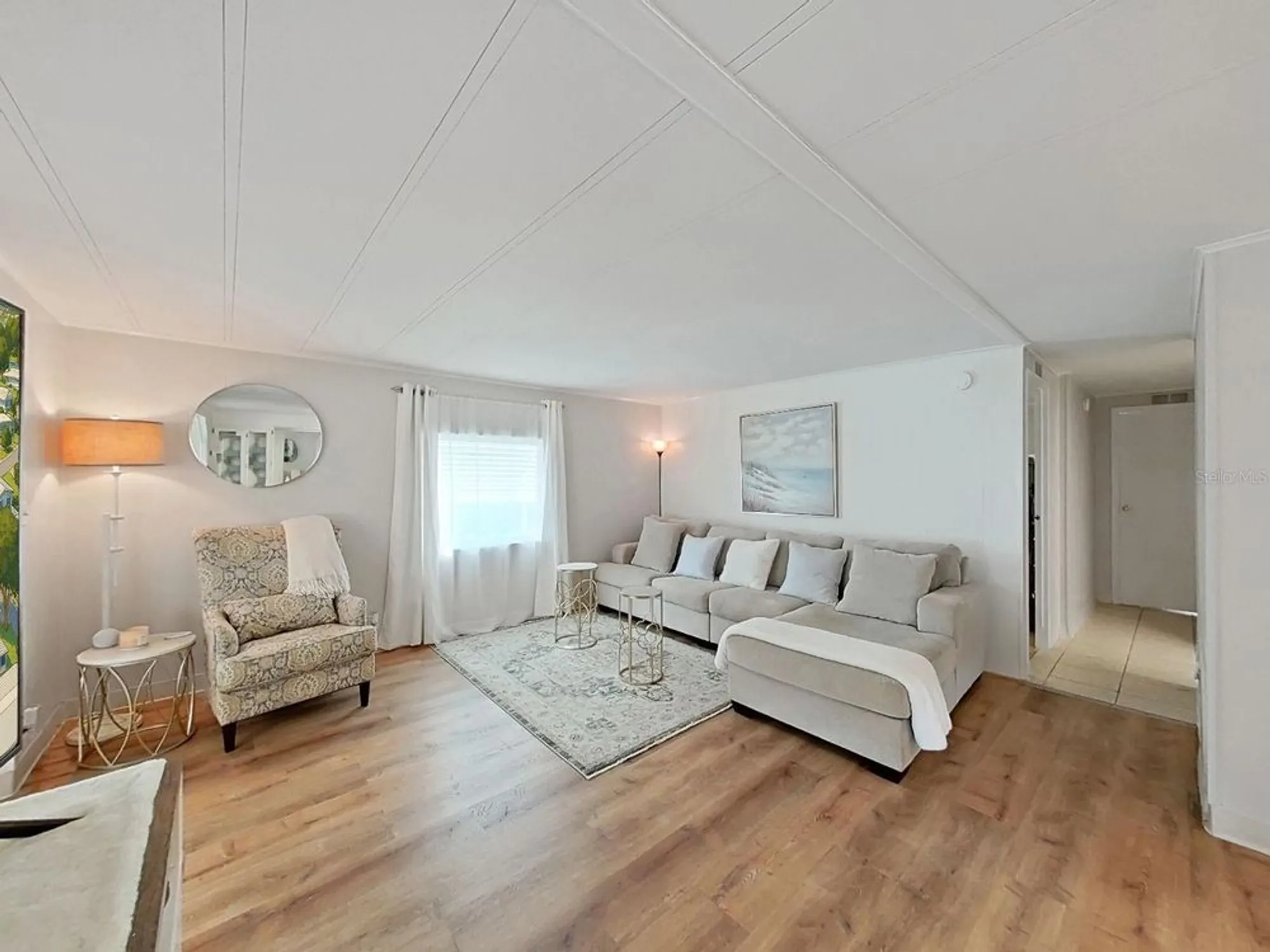 Property Slideshow image 12 of 45 | 4928 foxdale dr, Lakeland, FL, 33810