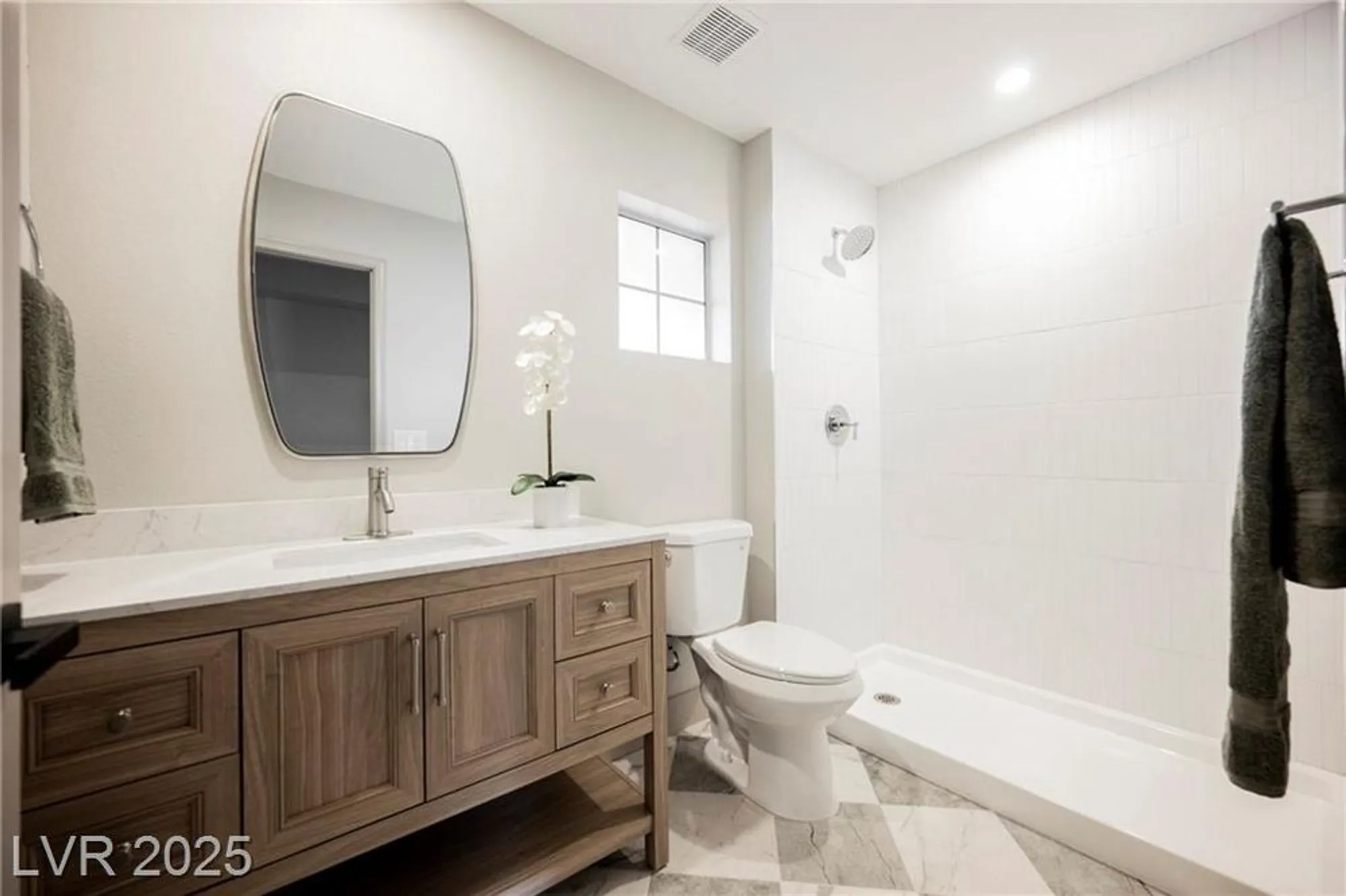 Property Slideshow image 8 of 28 | 9337 quail ridge dr, Las Vegas, NV, 89134