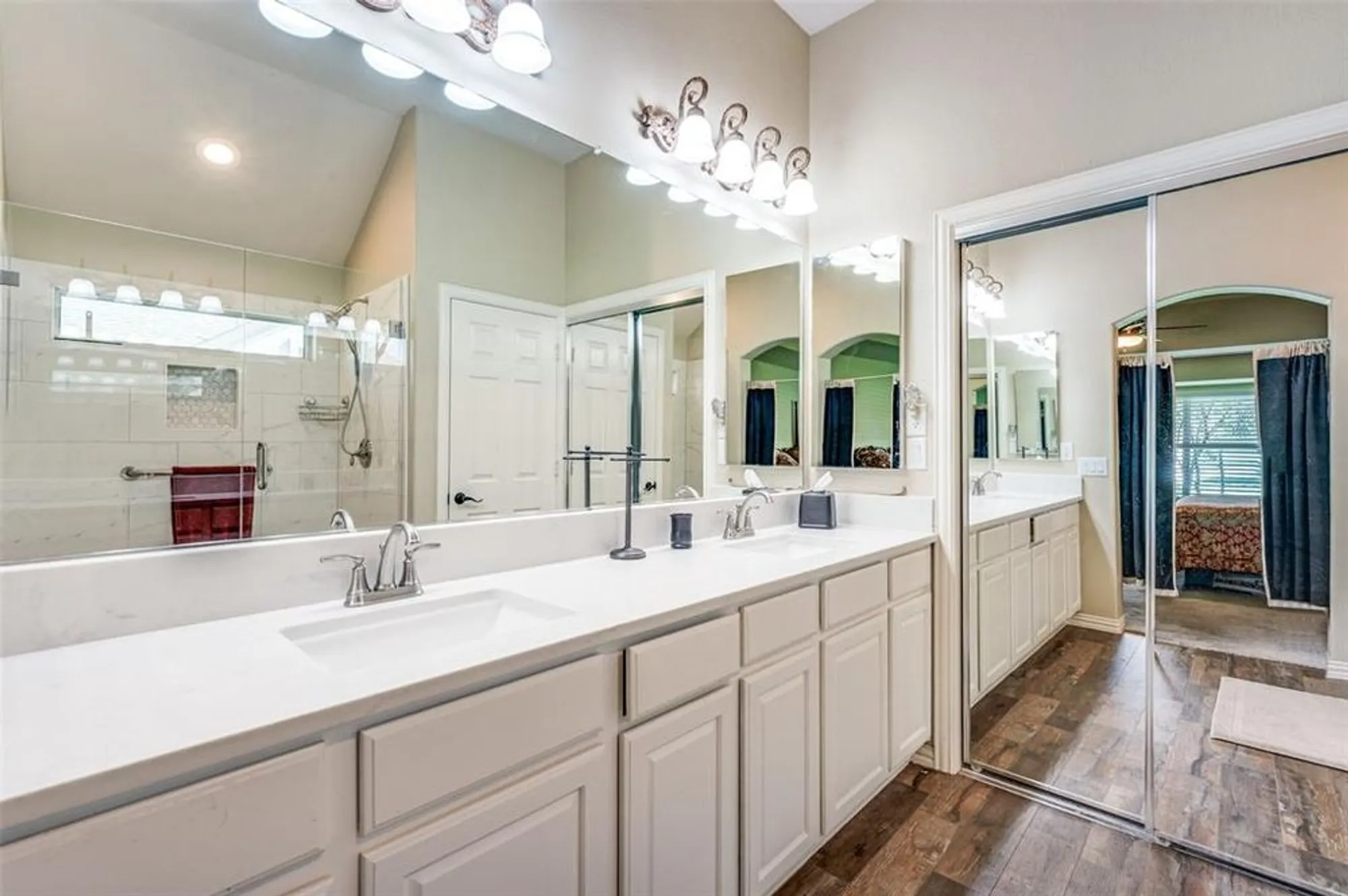 Property Slideshow image 21 of 35 | 9020 kingston dr, Denton, TX, 76207