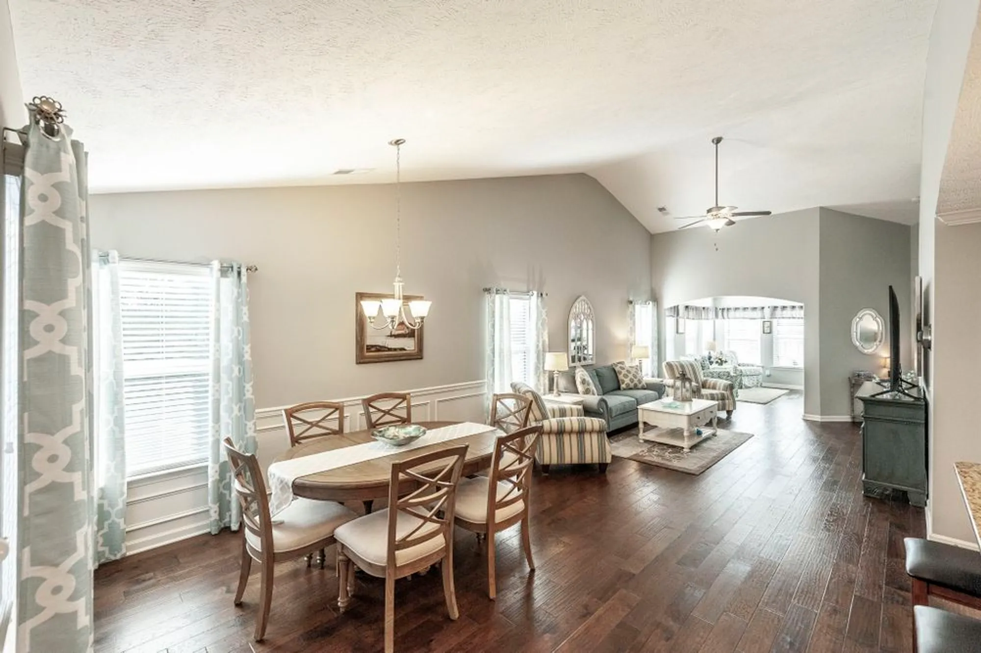 Property Slideshow image 11 of 60 | 395 devon chase hl 3501, Gallatin, TN, 37066