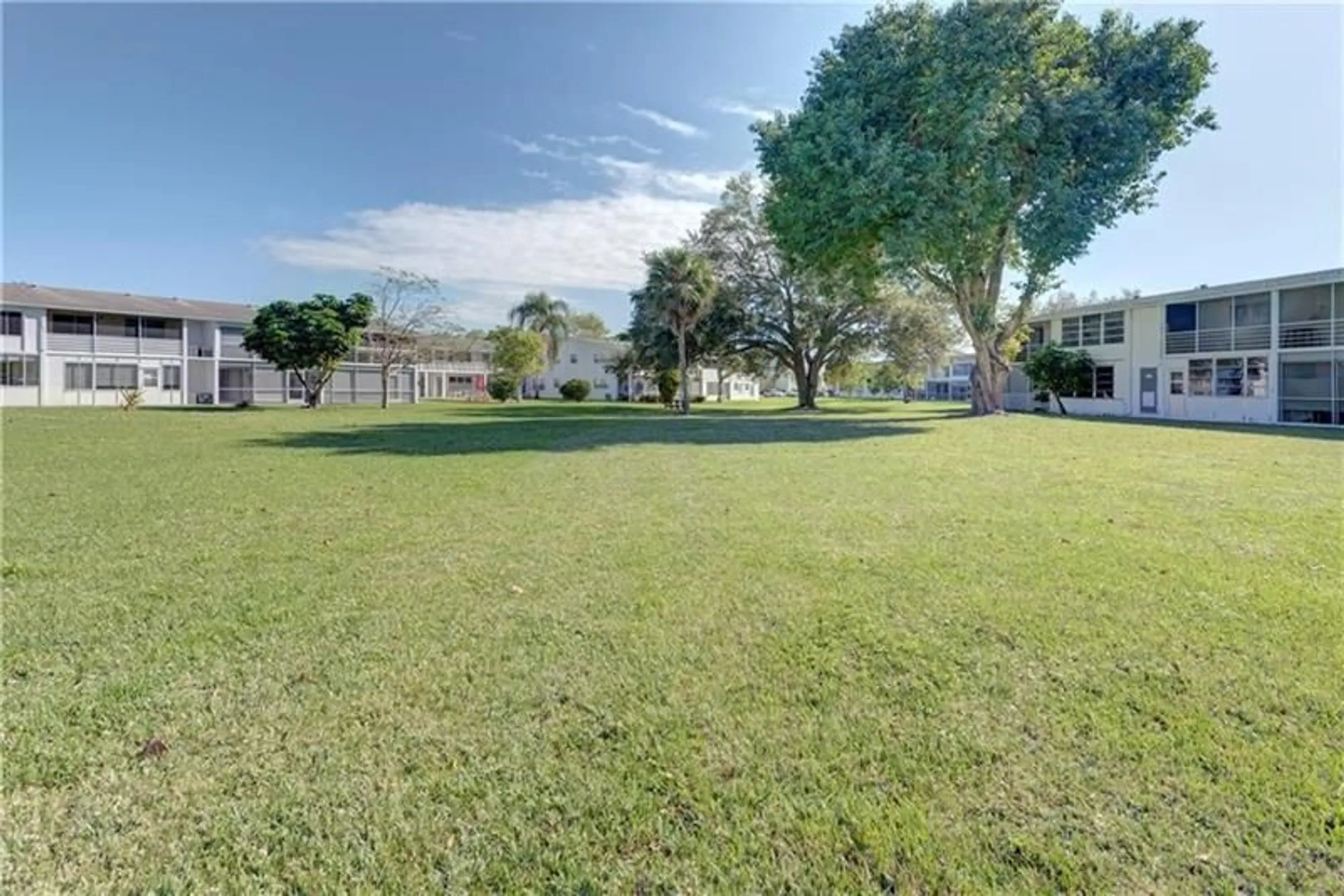 Property Slideshow image 13 of 26 | 194 newport l # 194, Deerfield Beach, FL, 33442