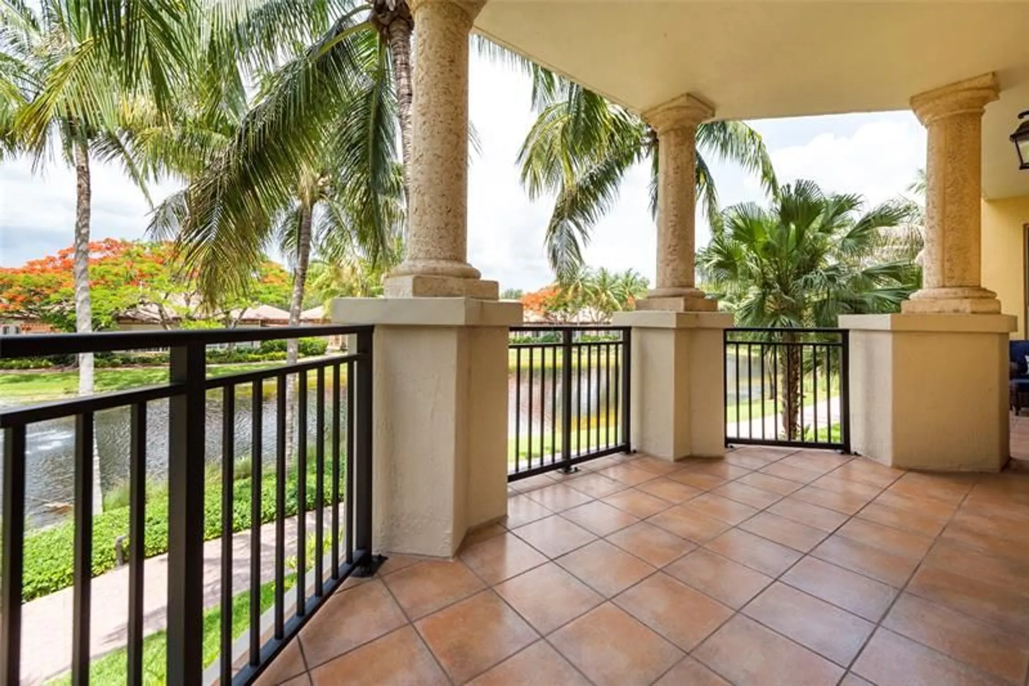 Property Slideshow image 38 of 39 | 16135 emerald estates dr 272, Weston, FL, 33331