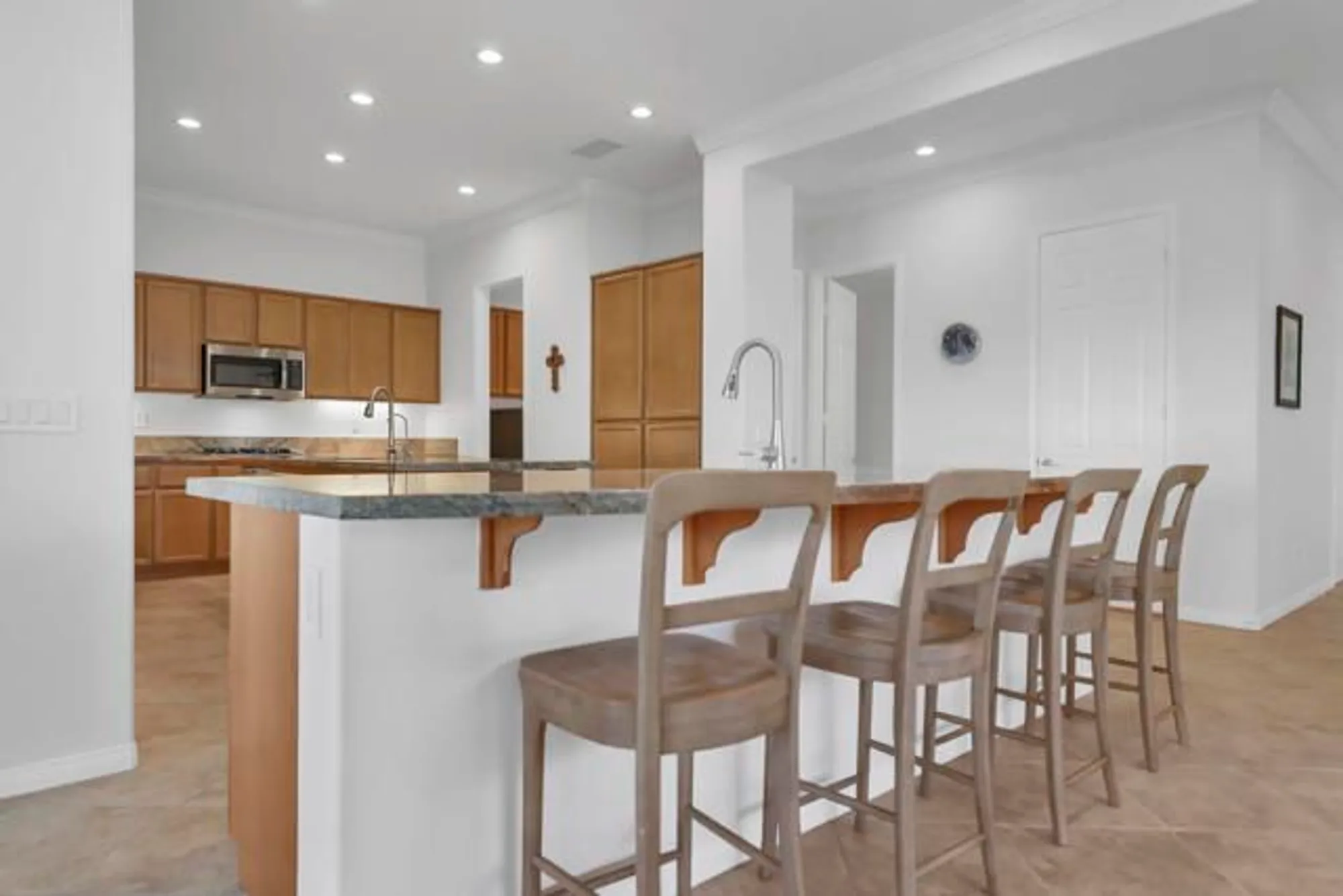 Property Slideshow image 2 of 66 | 81800 eagle claw dr, La Quinta, CA, 92253