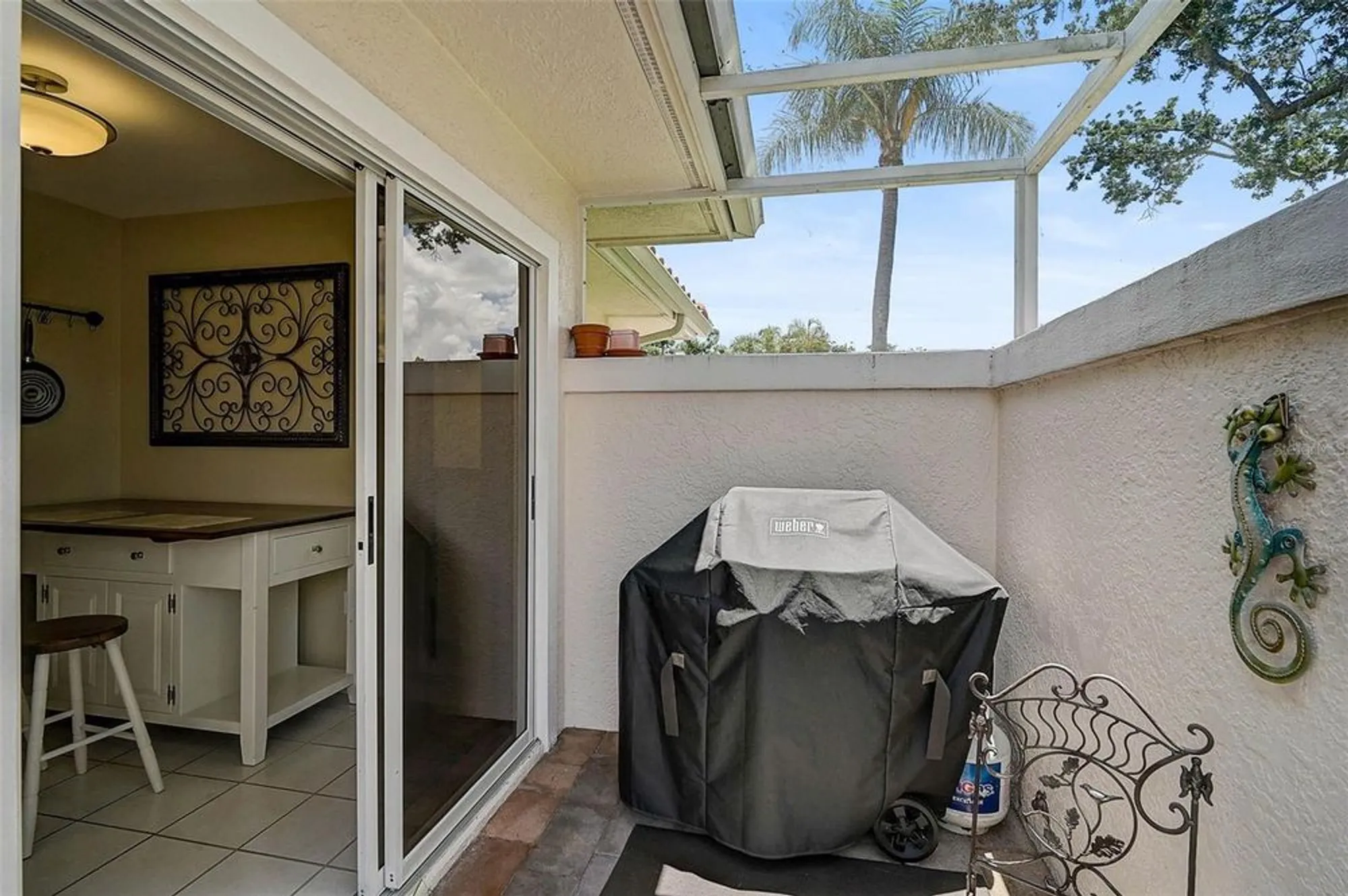 Property Slideshow image 31 of 49 | 7341 golf pointe cir, Sarasota, FL, 34243