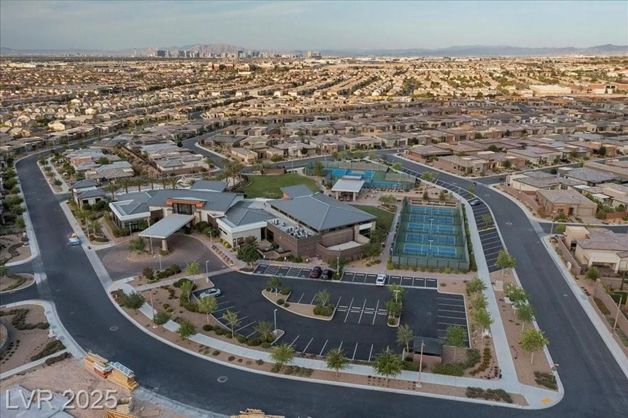 Property Slideshow image 68 of 77 | 6722 desert crimson st, Las Vegas, NV, 89148