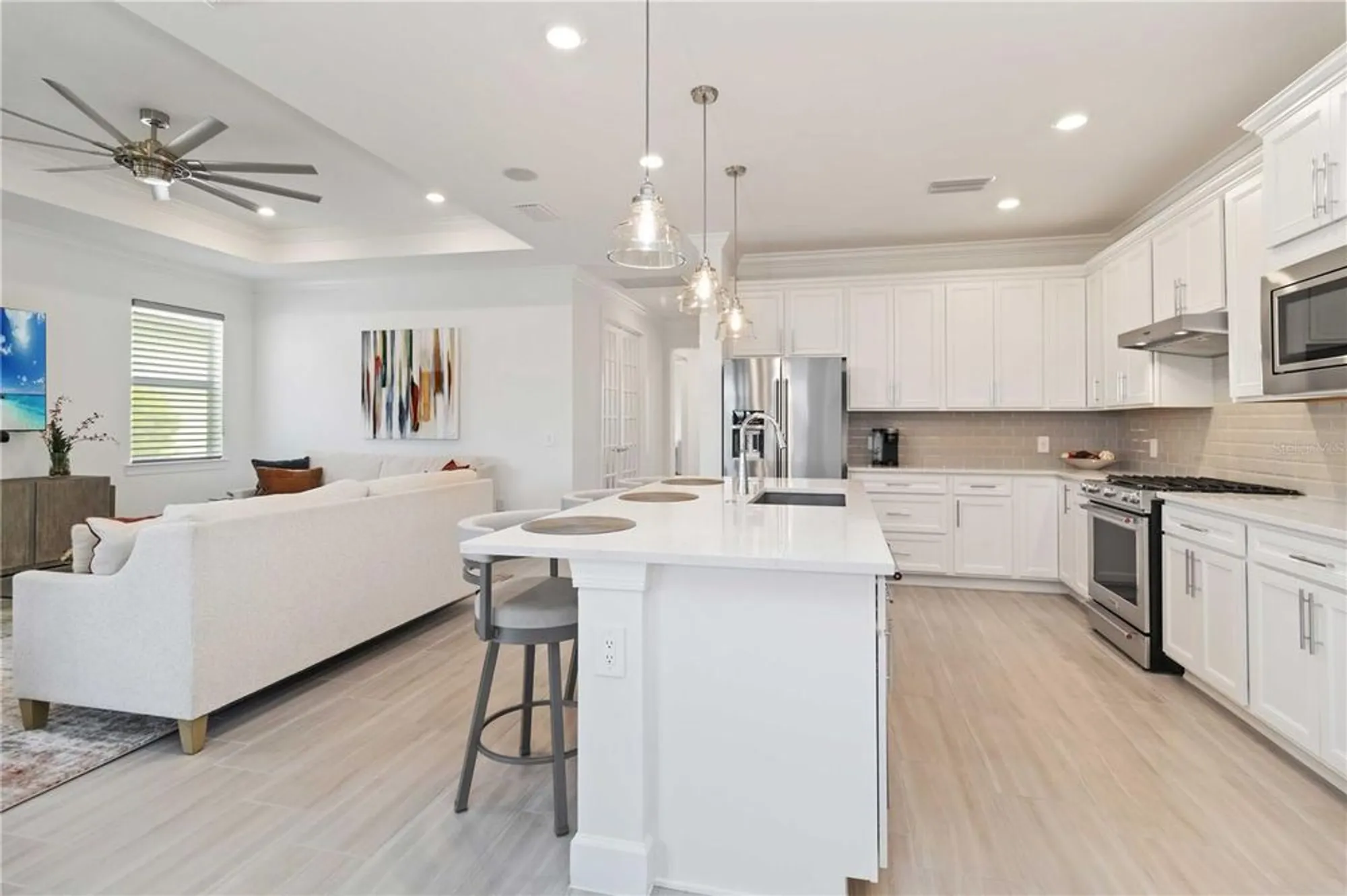 Property Slideshow image 18 of 79 | 7758 summerland cv, Bradenton, FL, 34202