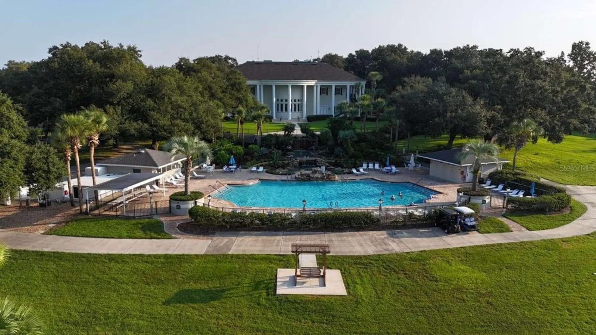 Property Slideshow image 19 of 29 | 24725 brightwater ct, Leesburg, FL, 34748