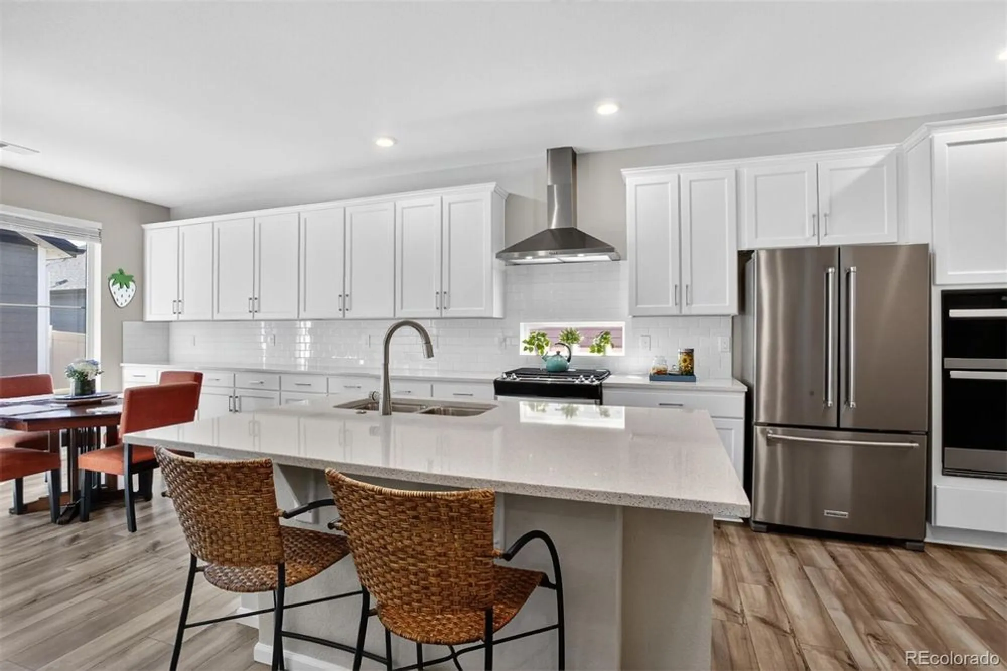 Property Slideshow image 2 of 35 | 5136 n quemoy ct, Aurora, CO, 80019