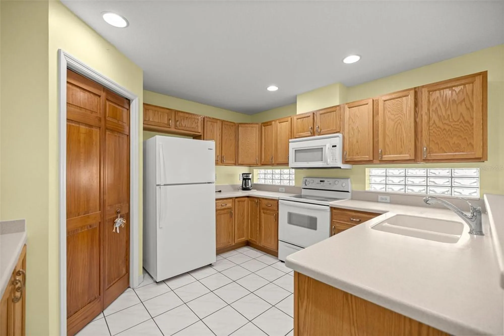 Property Slideshow image 9 of 50 | 10970 sw 69th cir, Ocala, FL, 34476