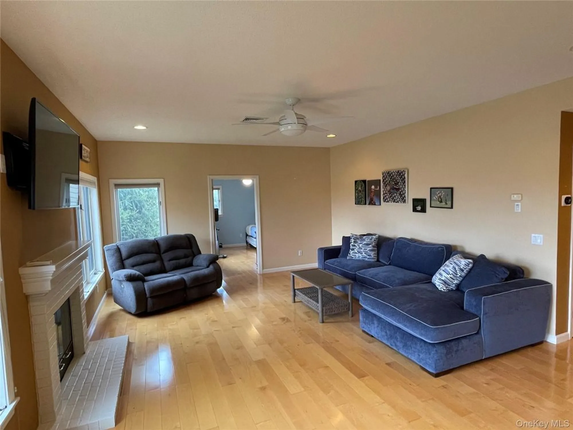 Property Slideshow image 20 of 36 | 418 heritage hls c, Somers, NY, 10589