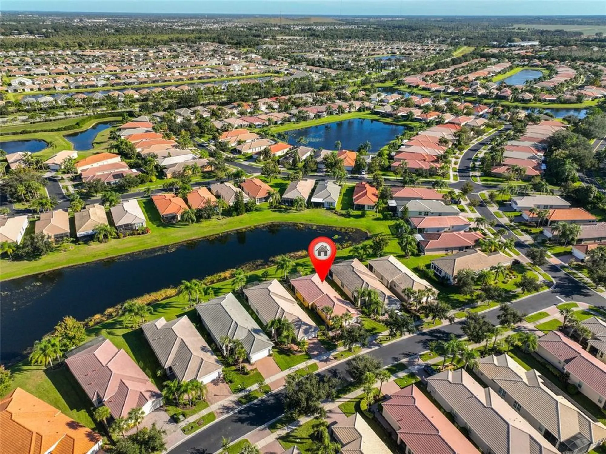 Property Slideshow image 42 of 67 | 15948 cobble mill dr, Wimauma, FL, 33598