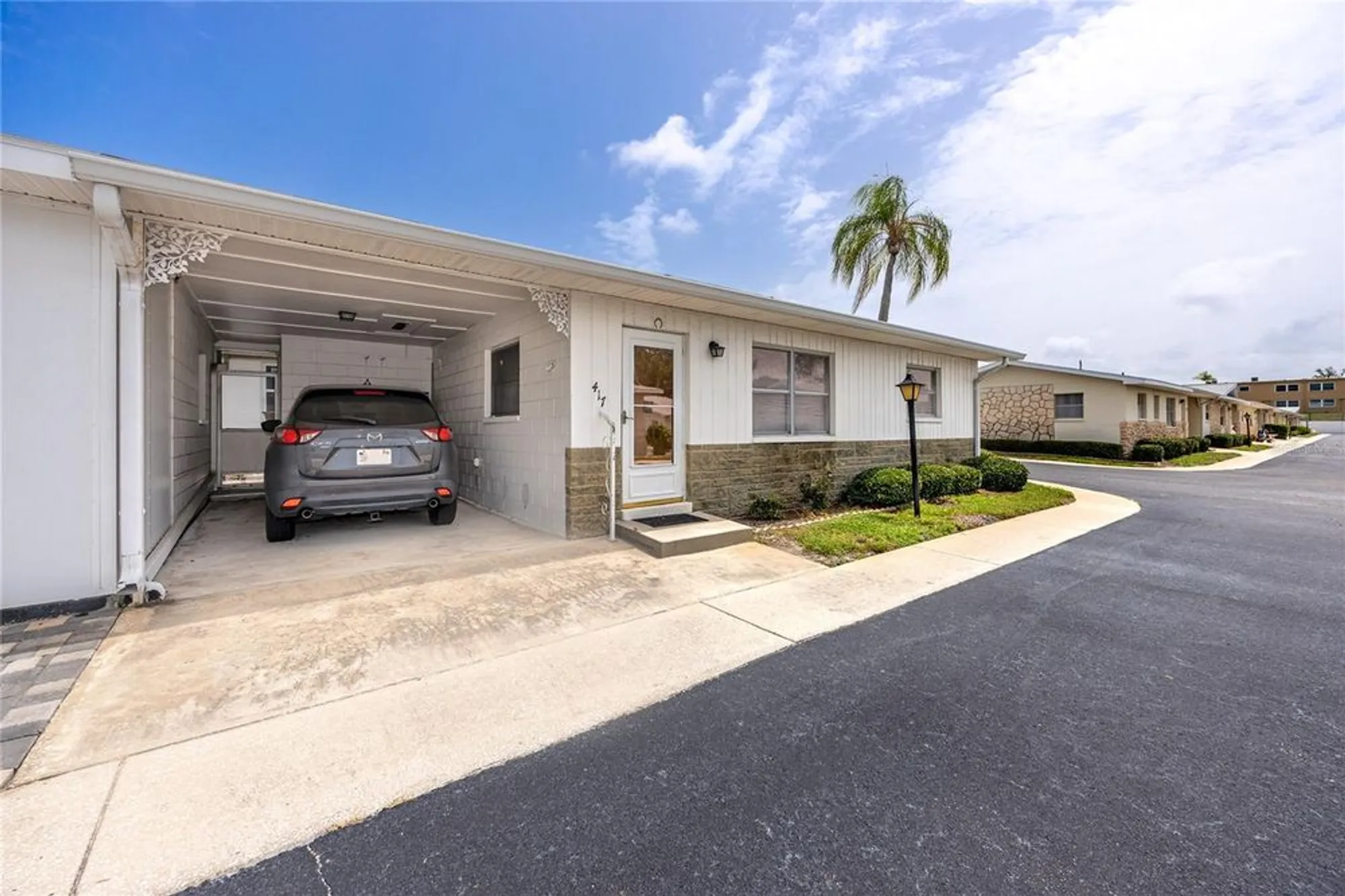 Property Slideshow image 10 of 46 | 12400 park blvd 417, Seminole, FL, 33772