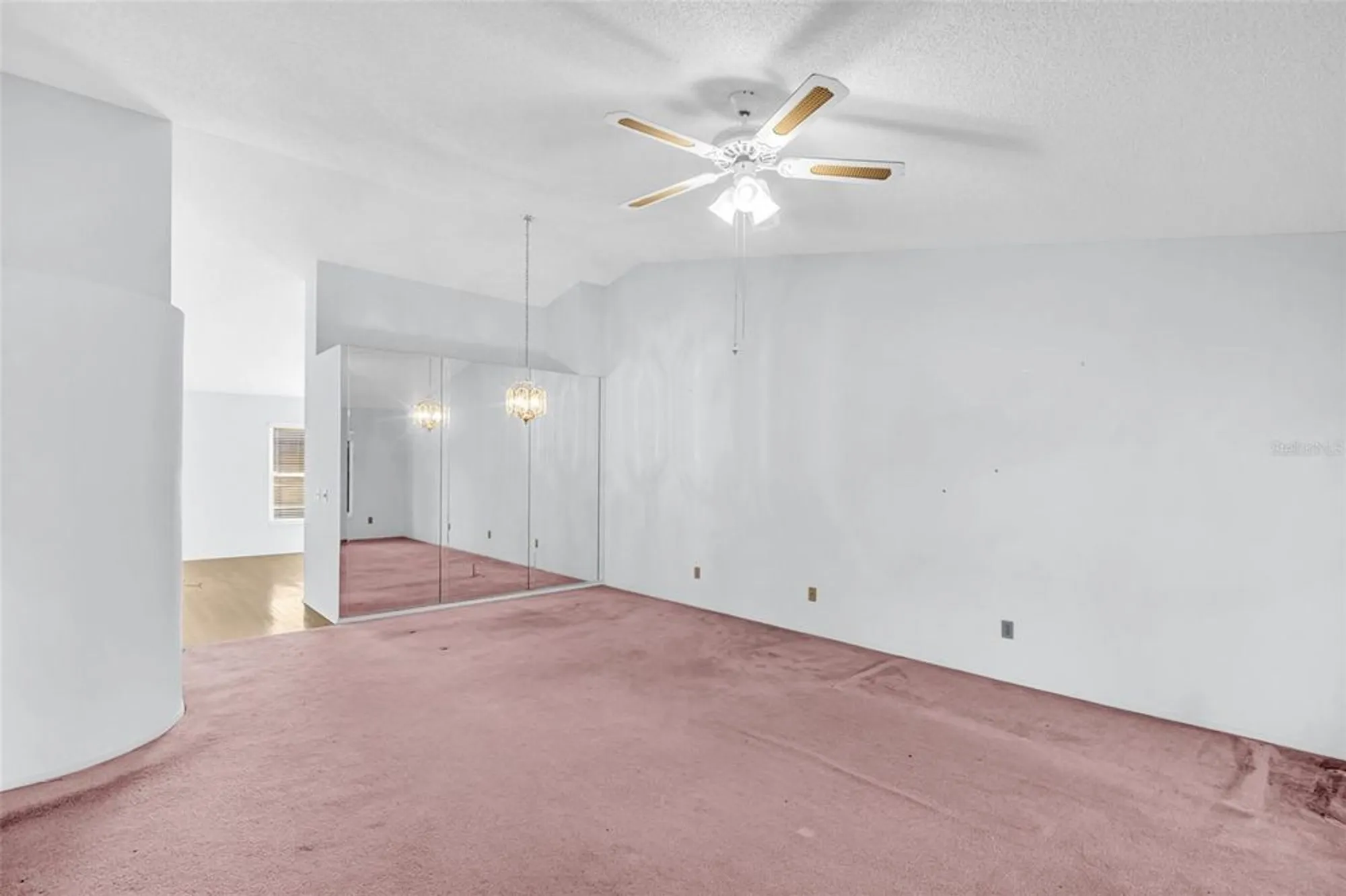 Property Slideshow image 7 of 18 | 2298 americus blvd 38, Clearwater, FL, 33763