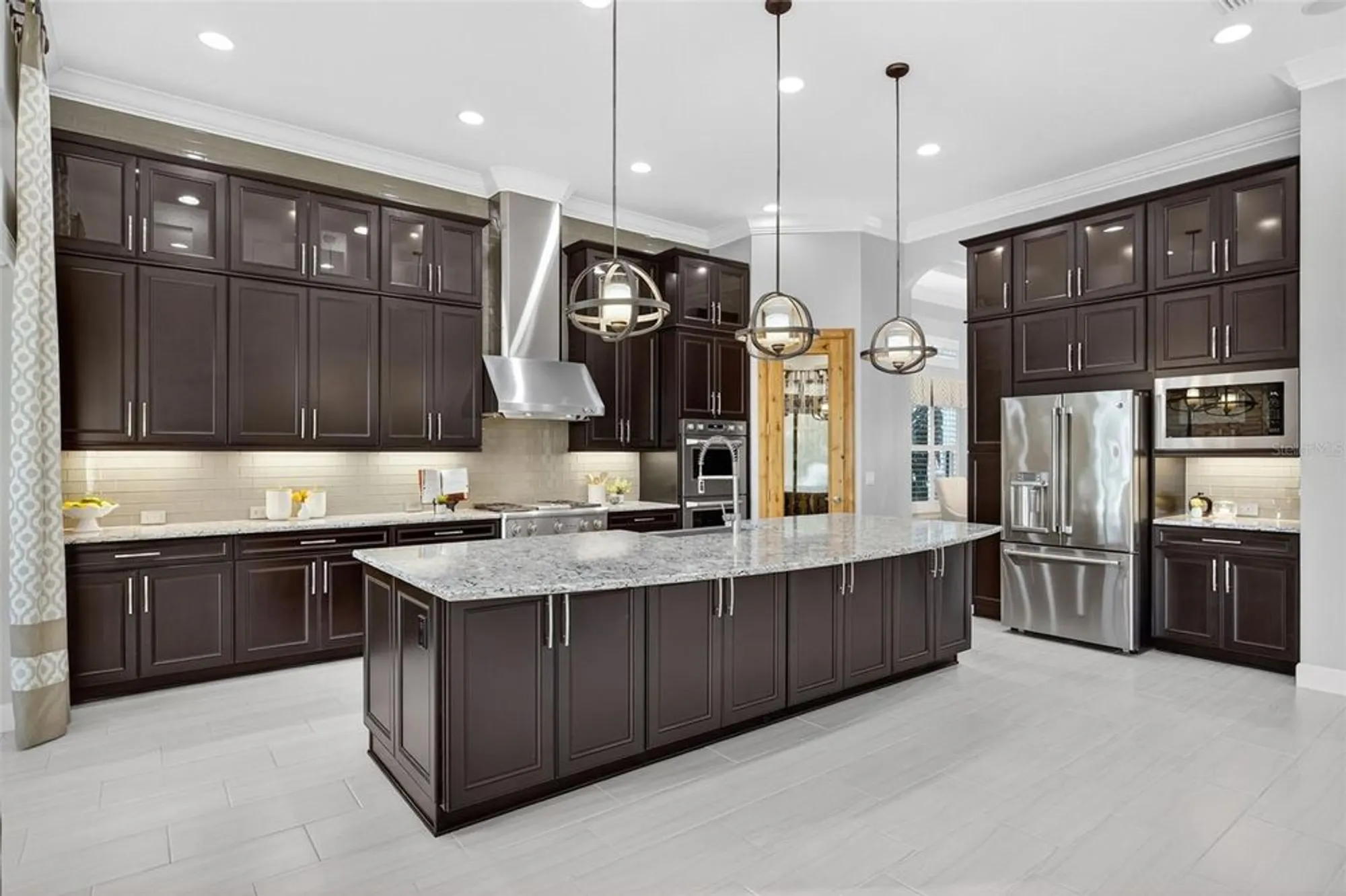 Property Slideshow image 12 of 73 | 13034 sorrento way, Bradenton, FL, 34211