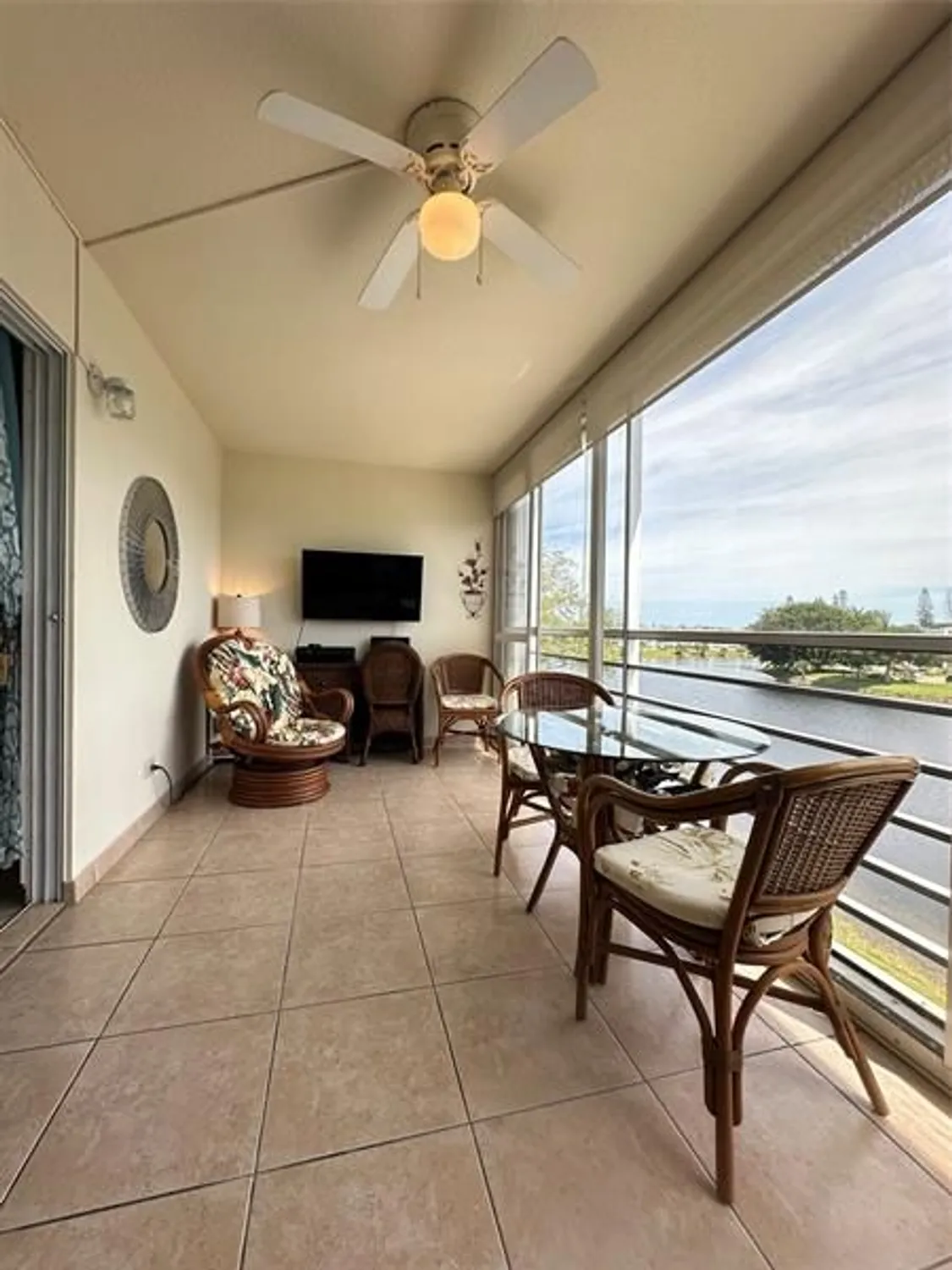 Property Slideshow image 26 of 64 | 4108 cambridge e unit e, Deerfield Beach, FL, 33442